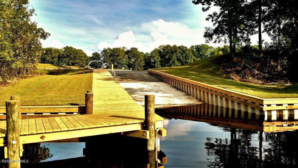 28 Palm Court, Minnesott Beach, NC, 28510