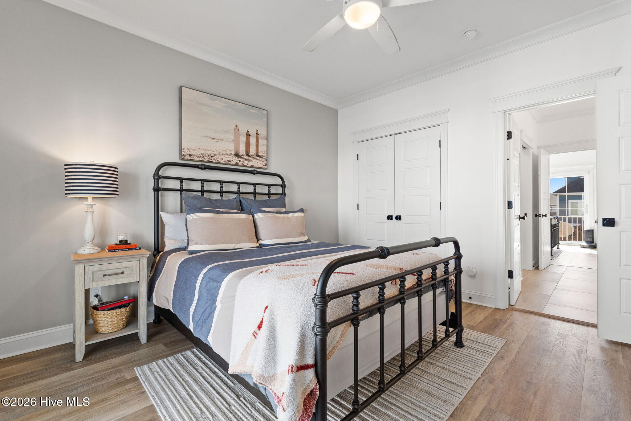 100562376 | Photo 31