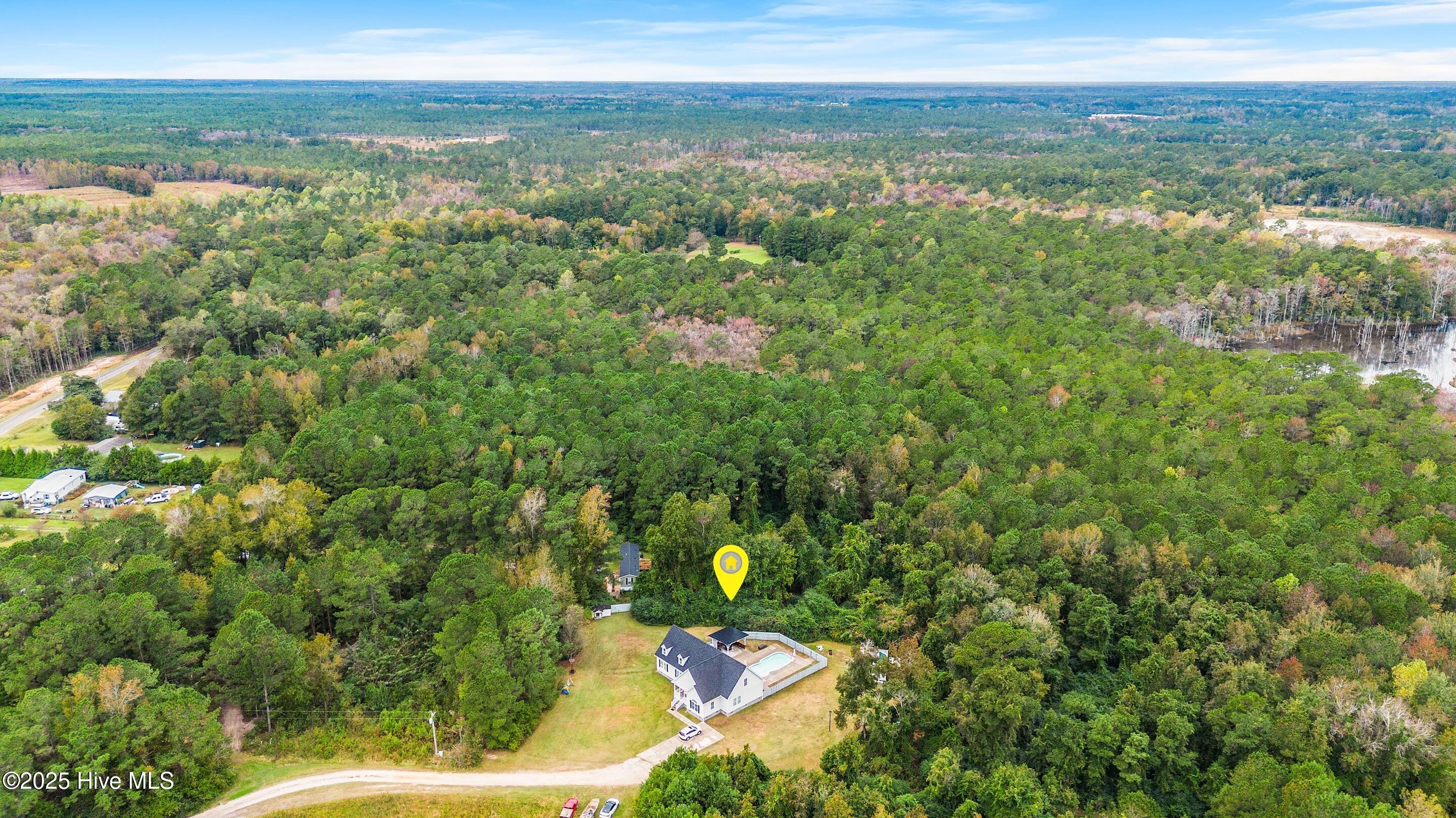 100537388 | Photo 62