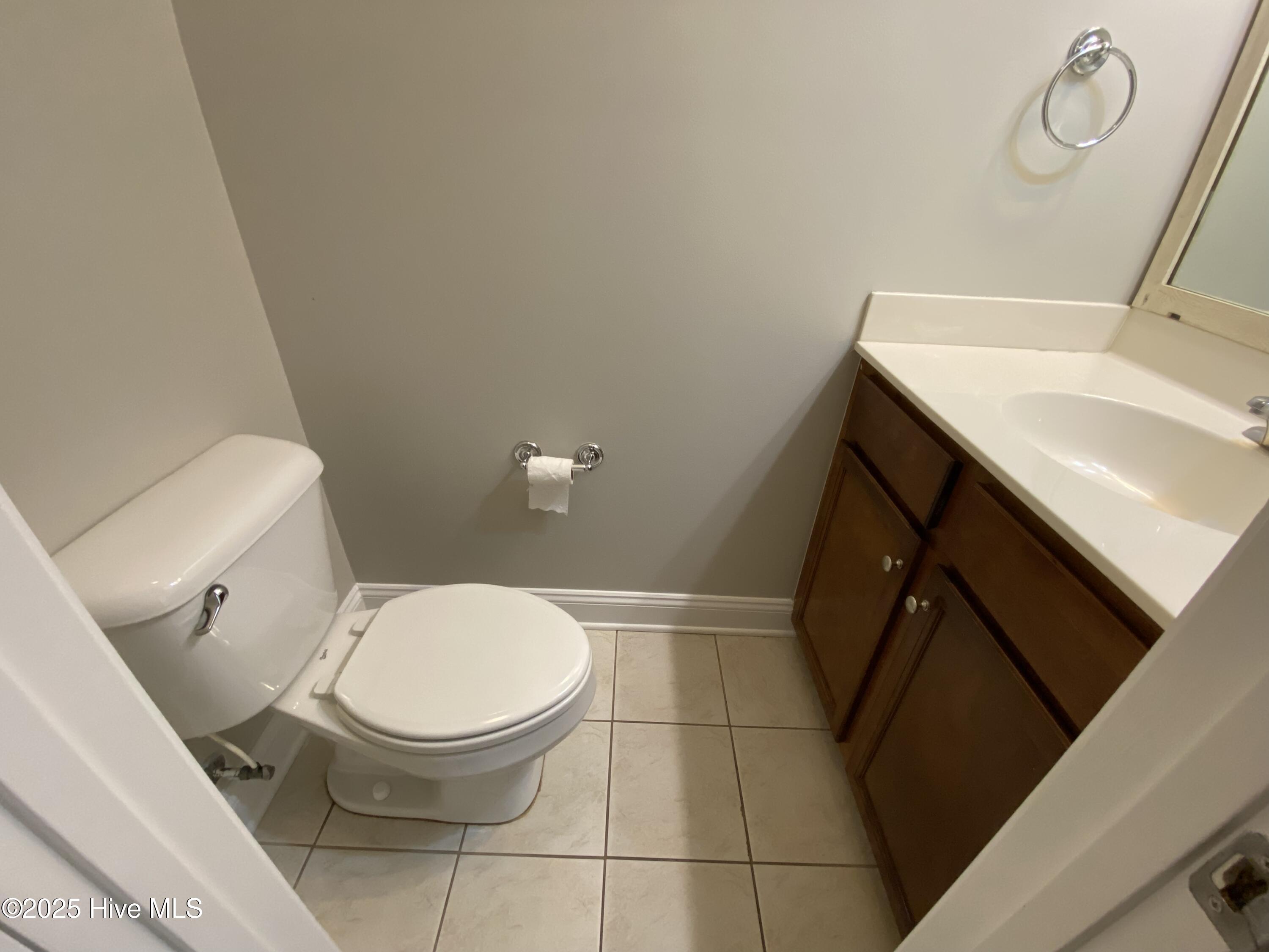 100566817 | Photo 13