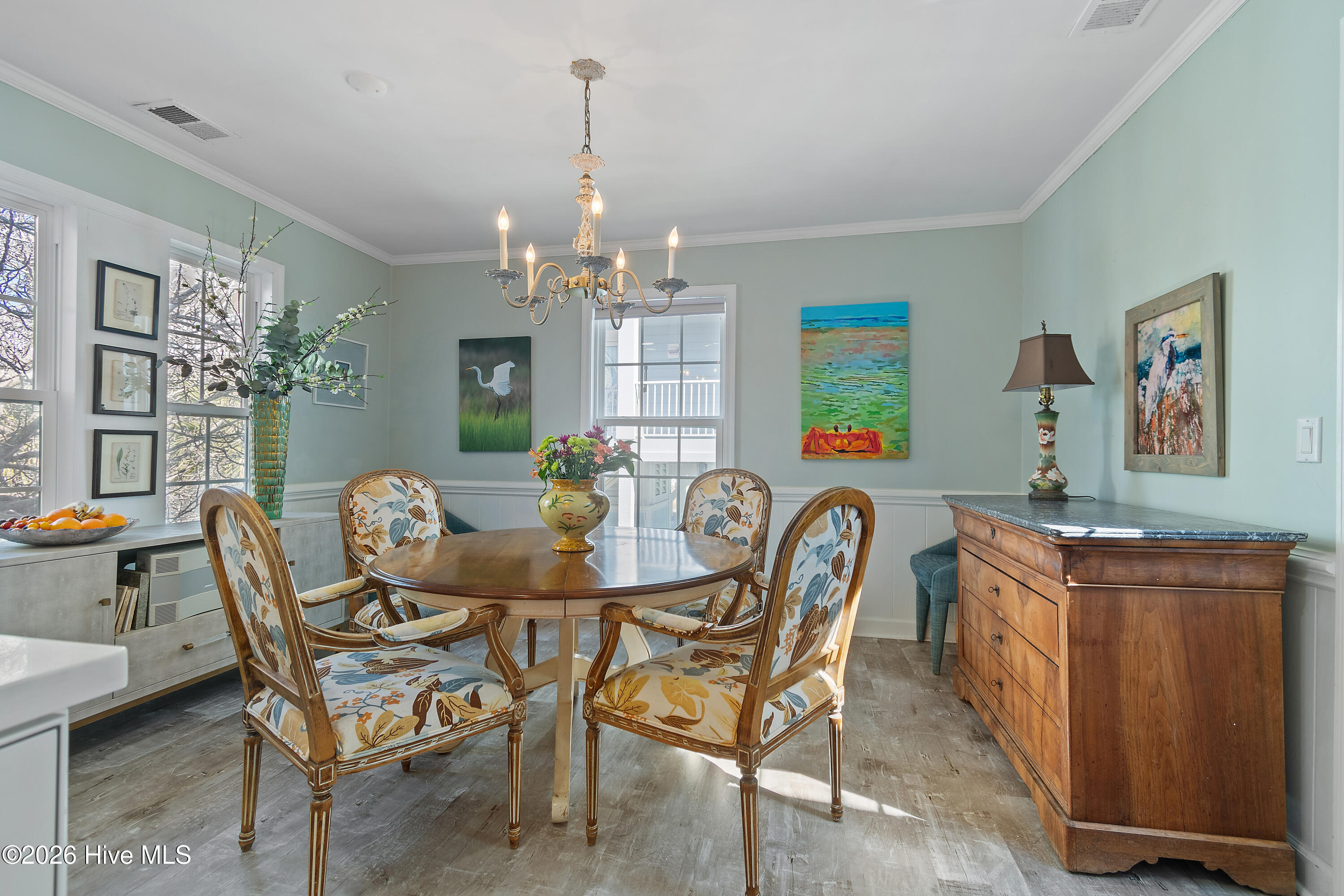 100557263 | Photo 15