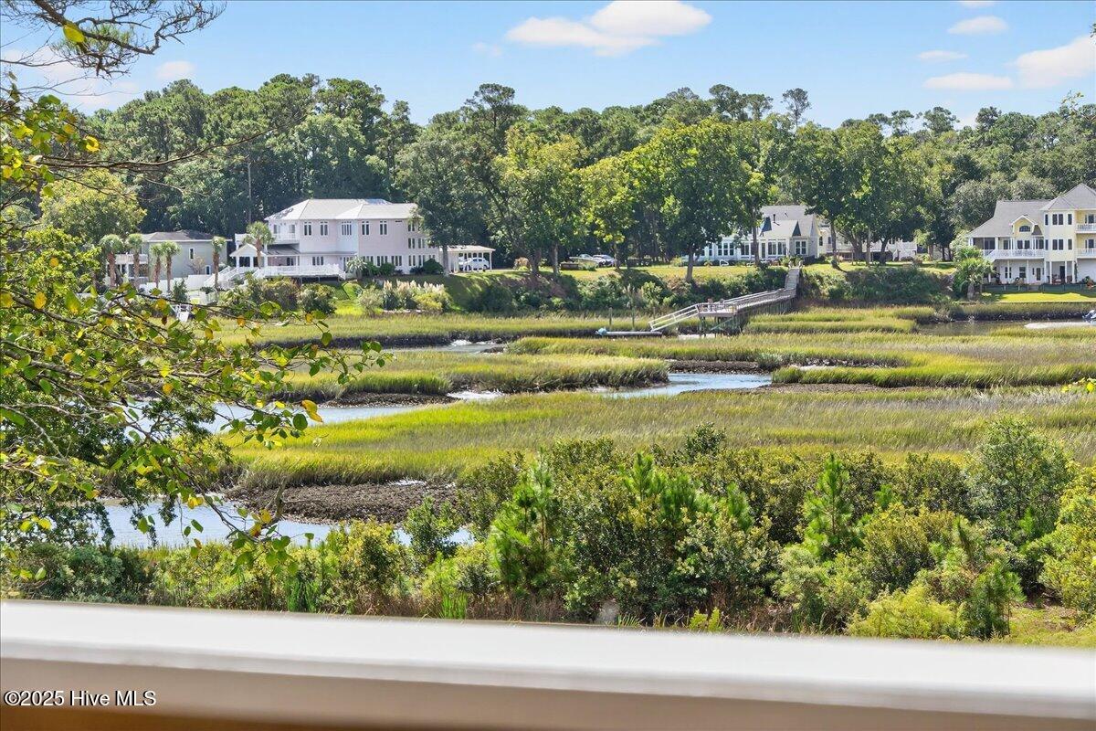 100536911 | Photo 49