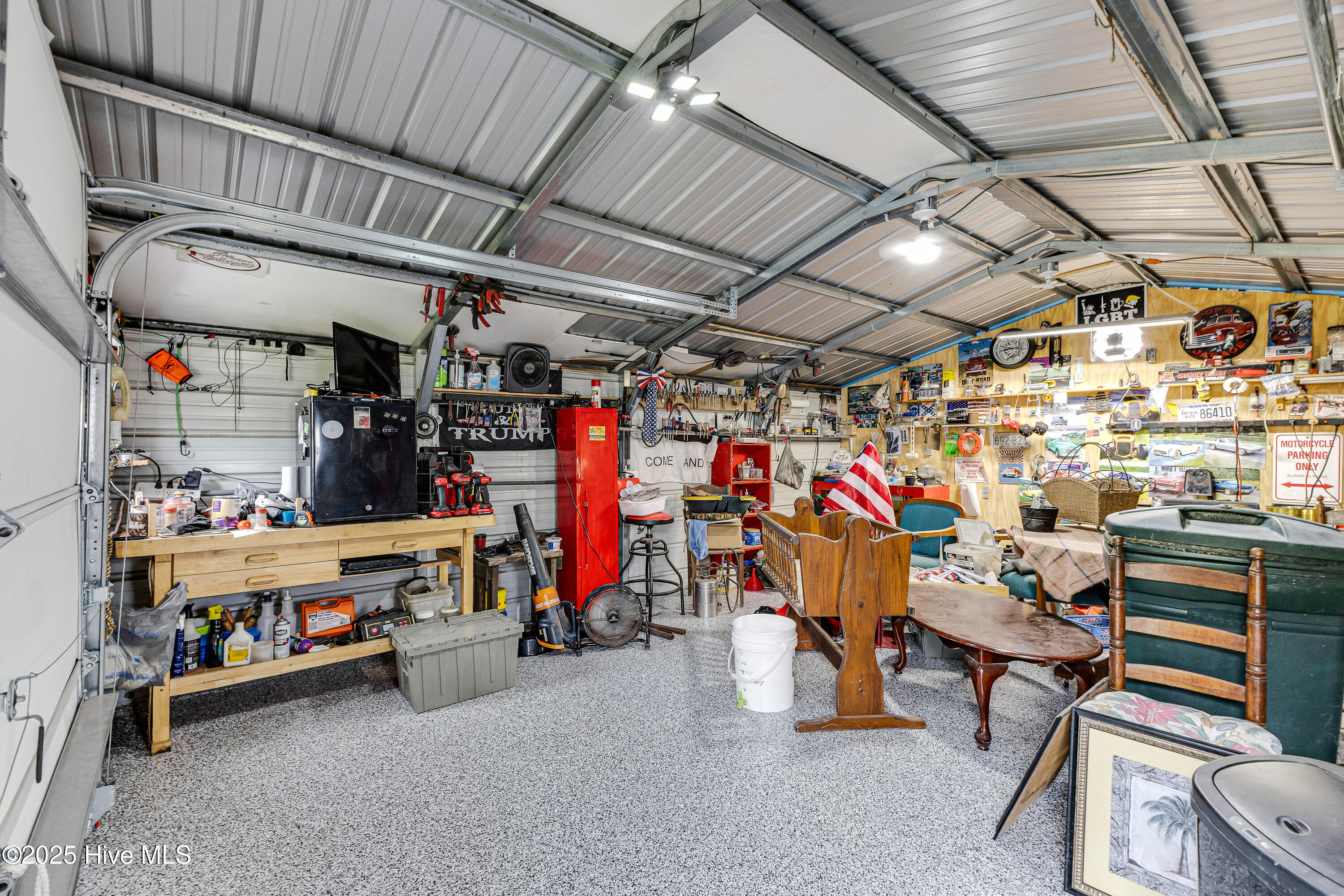 100536625 | Photo 34