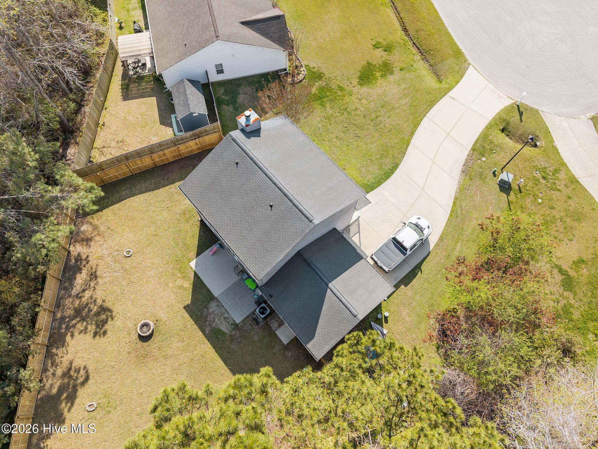 100568127 | Photo 38