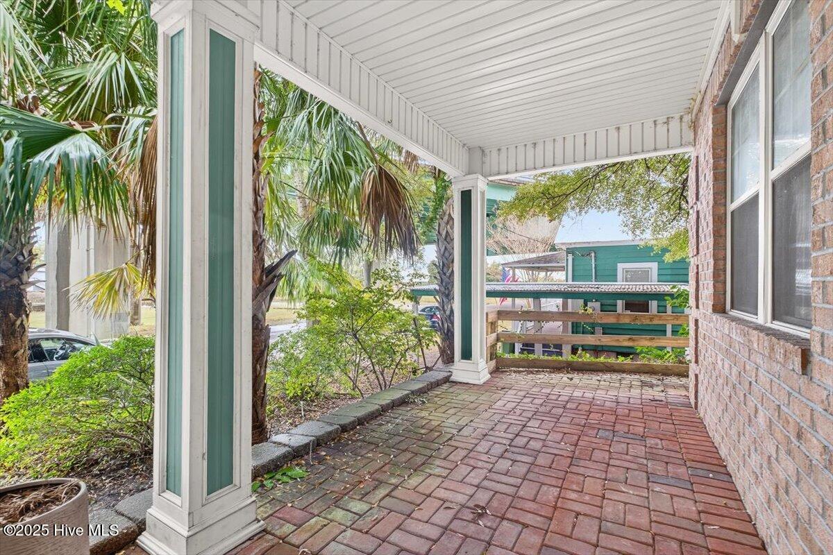 100541868 | Photo 49