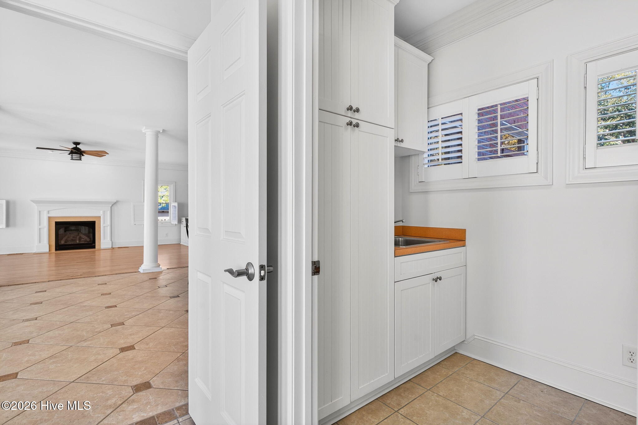 100555125 | Photo 21