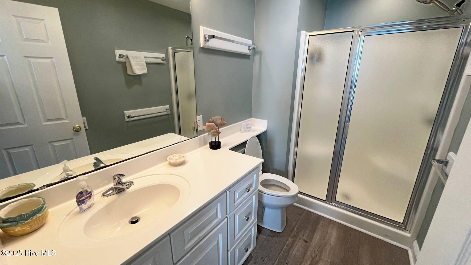 100496686 | Photo 33