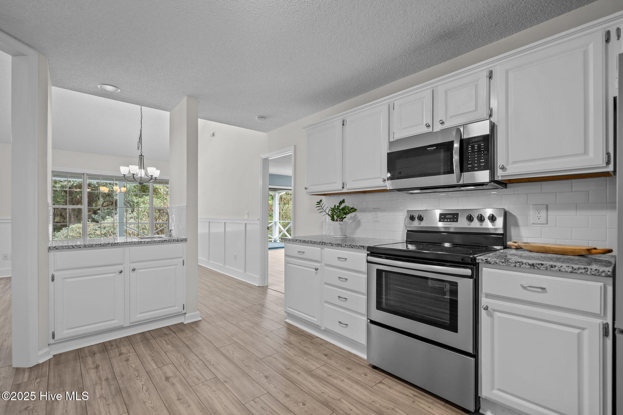 100547152 | Photo 17