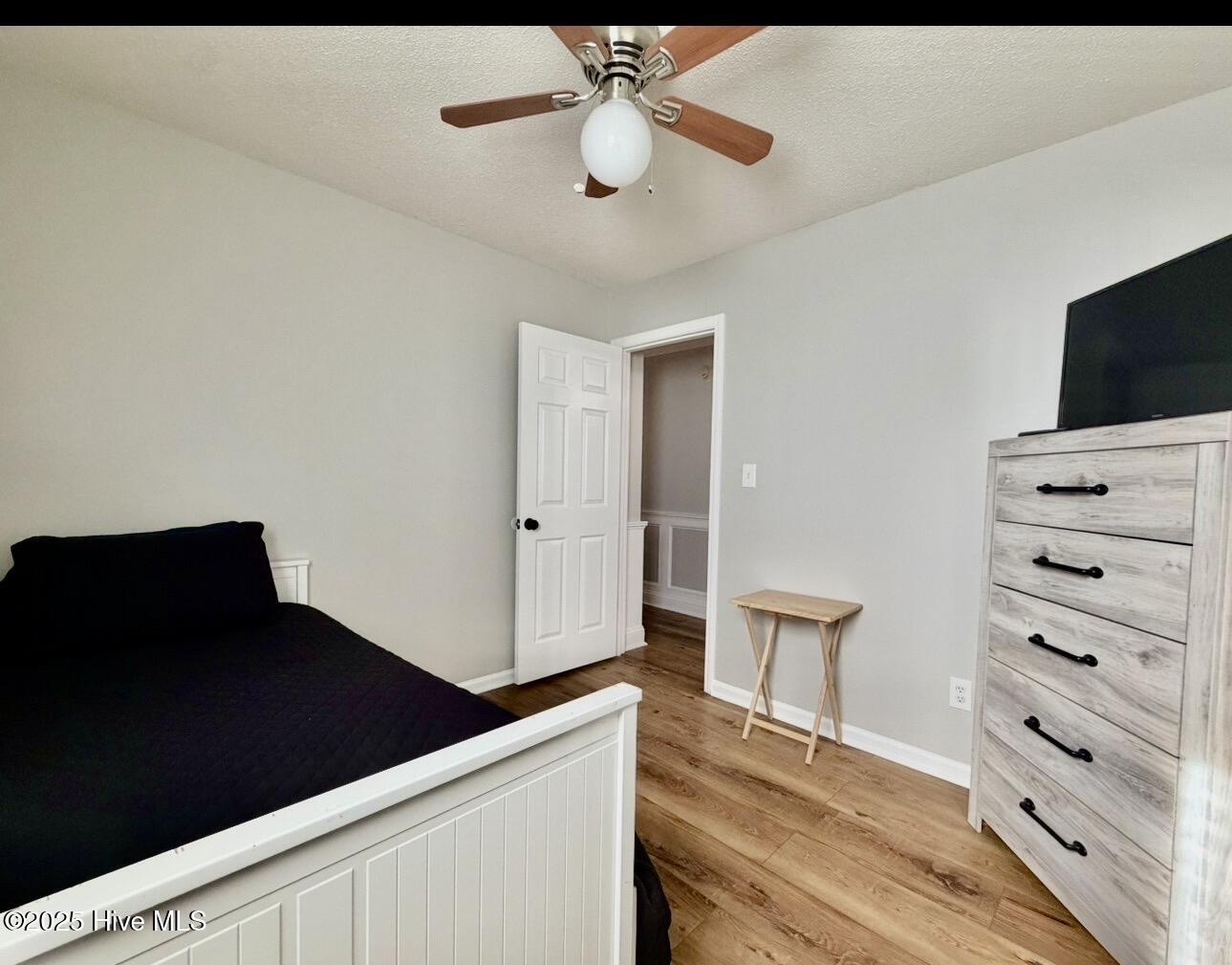 100545530 | Photo 18