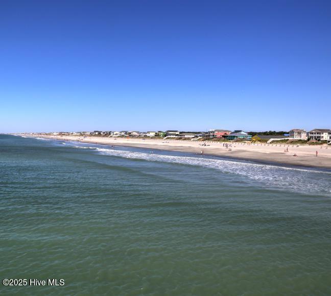 100532867 | Photo 36