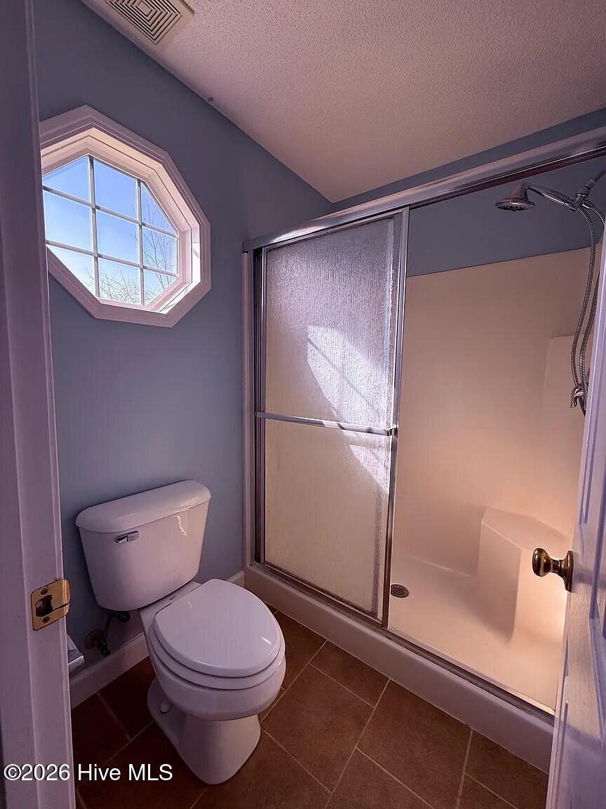 100561708 | Photo 12