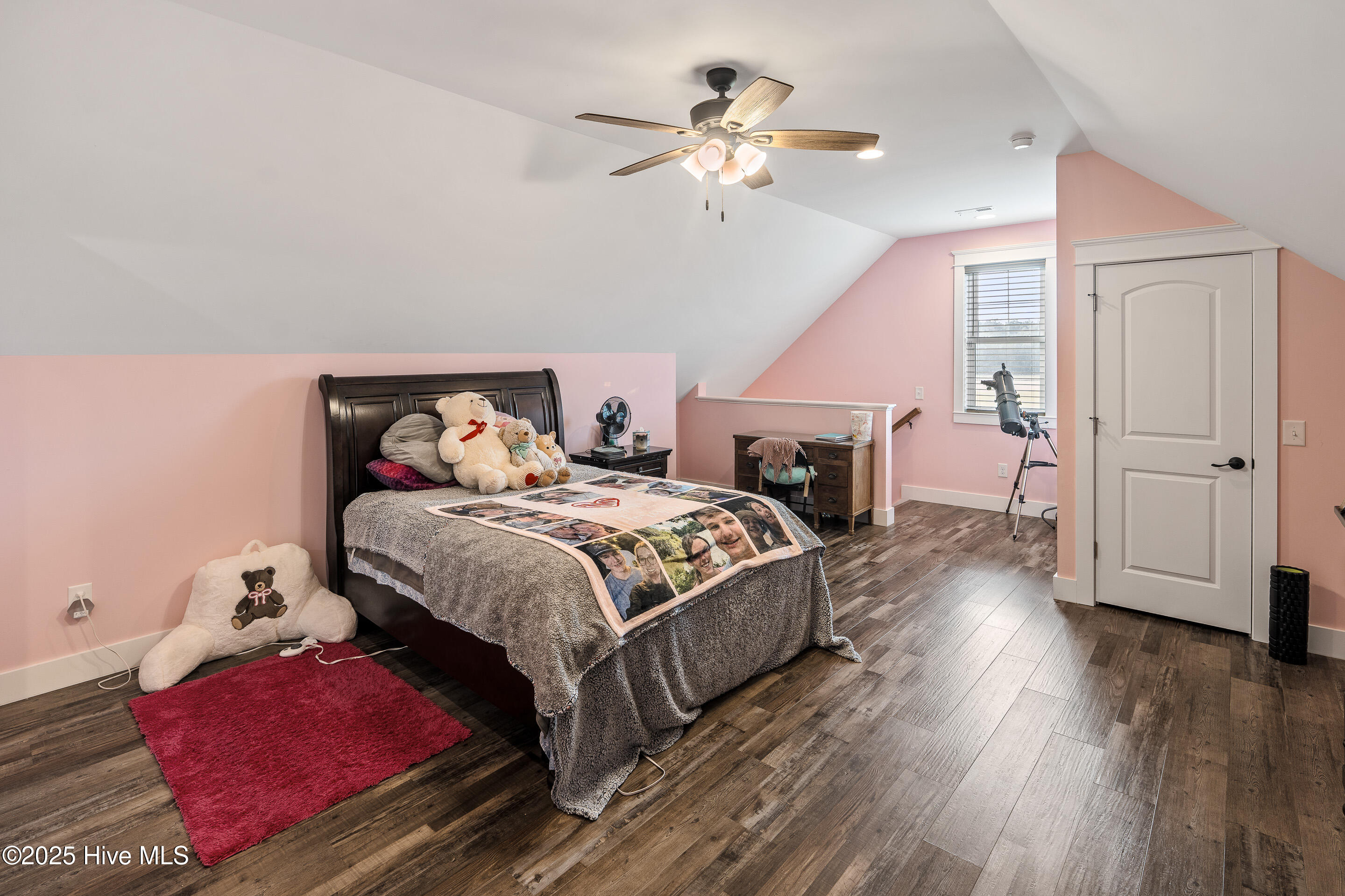 100531551 | Photo 33