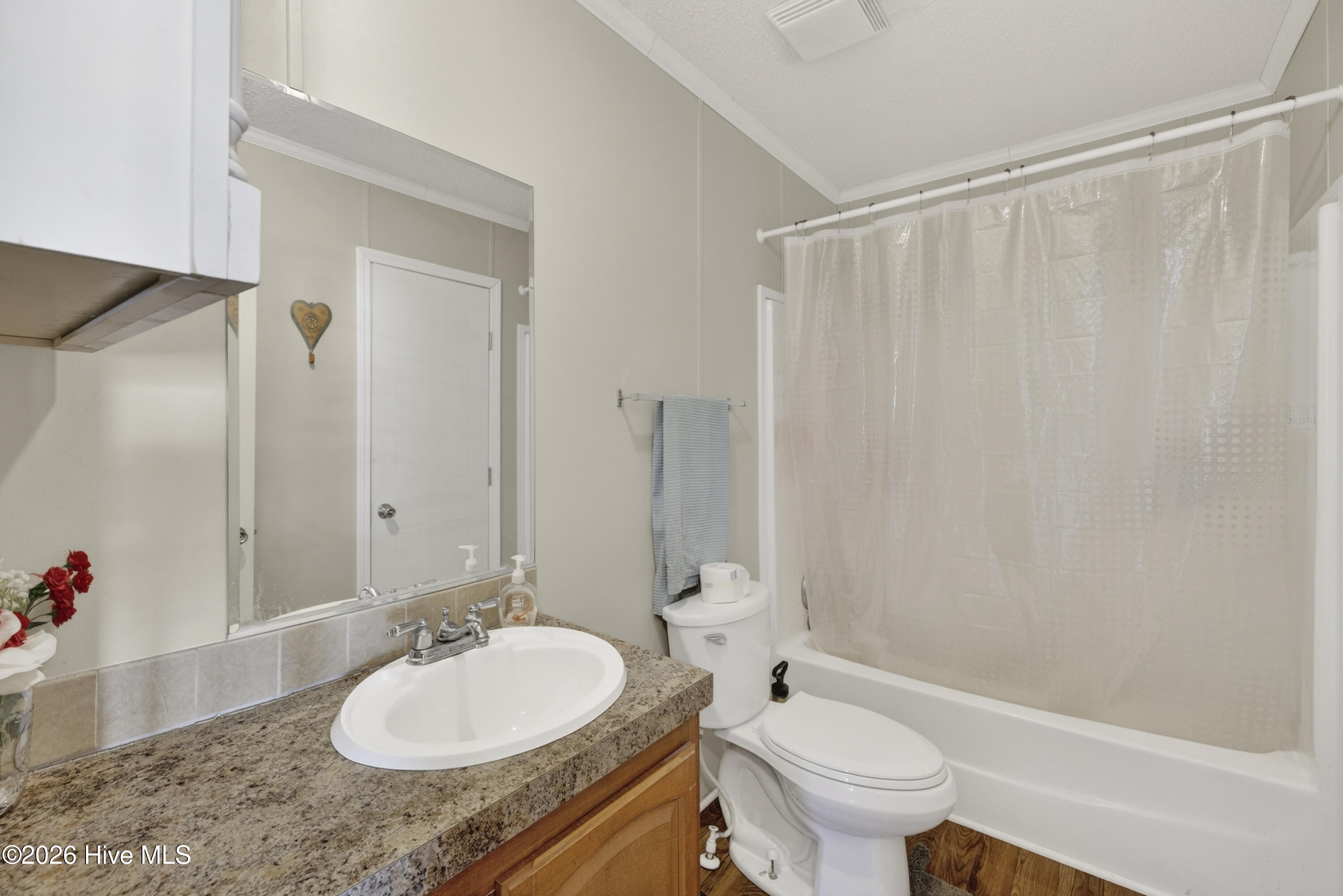 100553499 | Photo 24