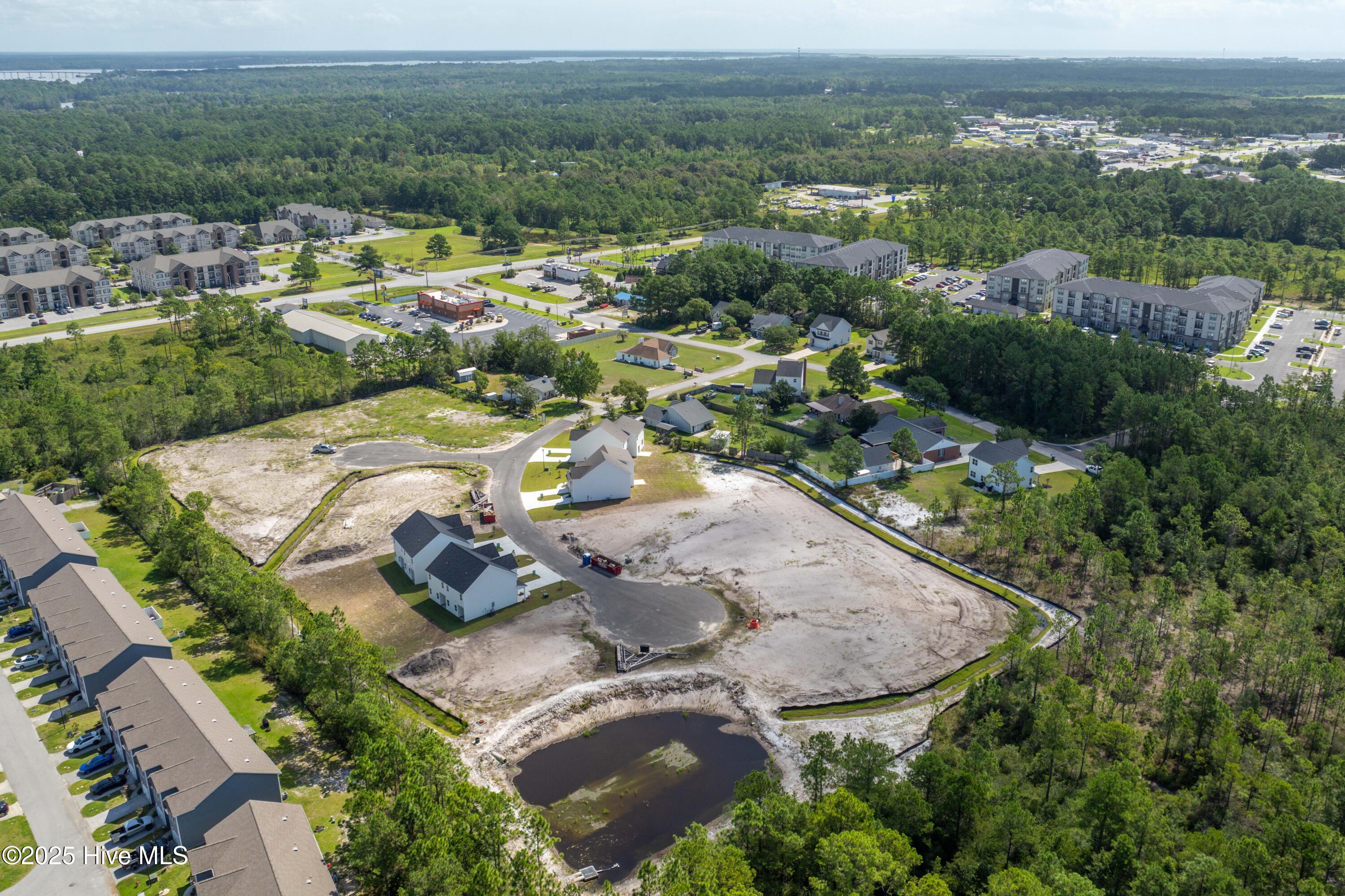 100493013 | Photo 28