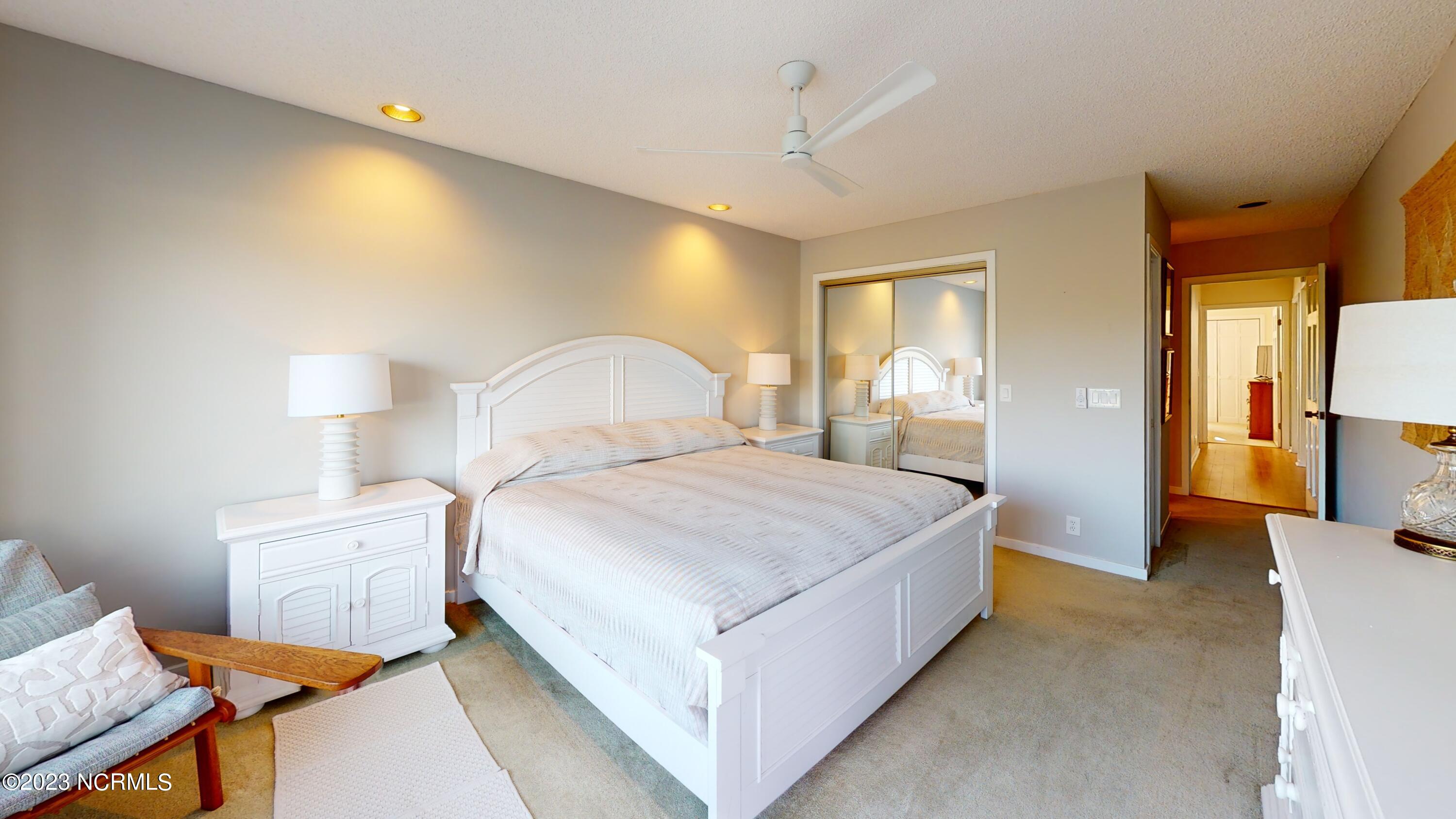 100537527 | Photo 31