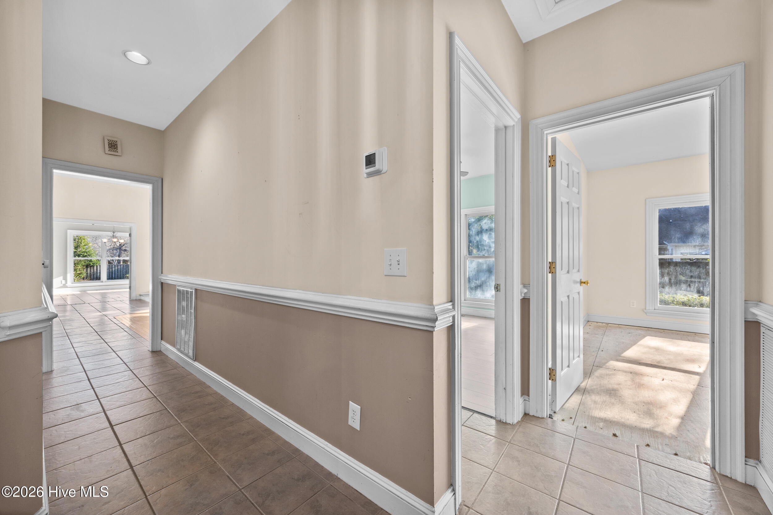 100554944 | Photo 29