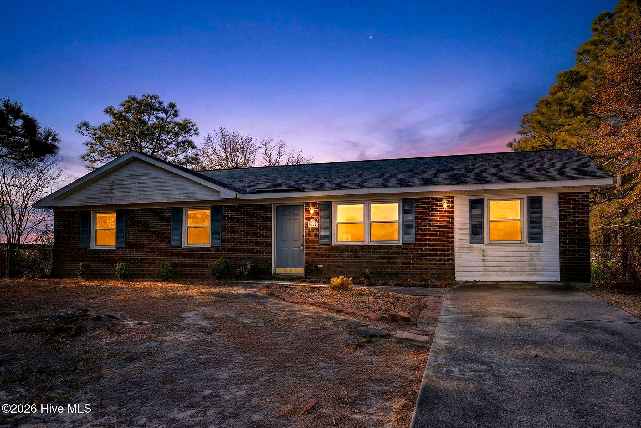 100547847 | Photo 25