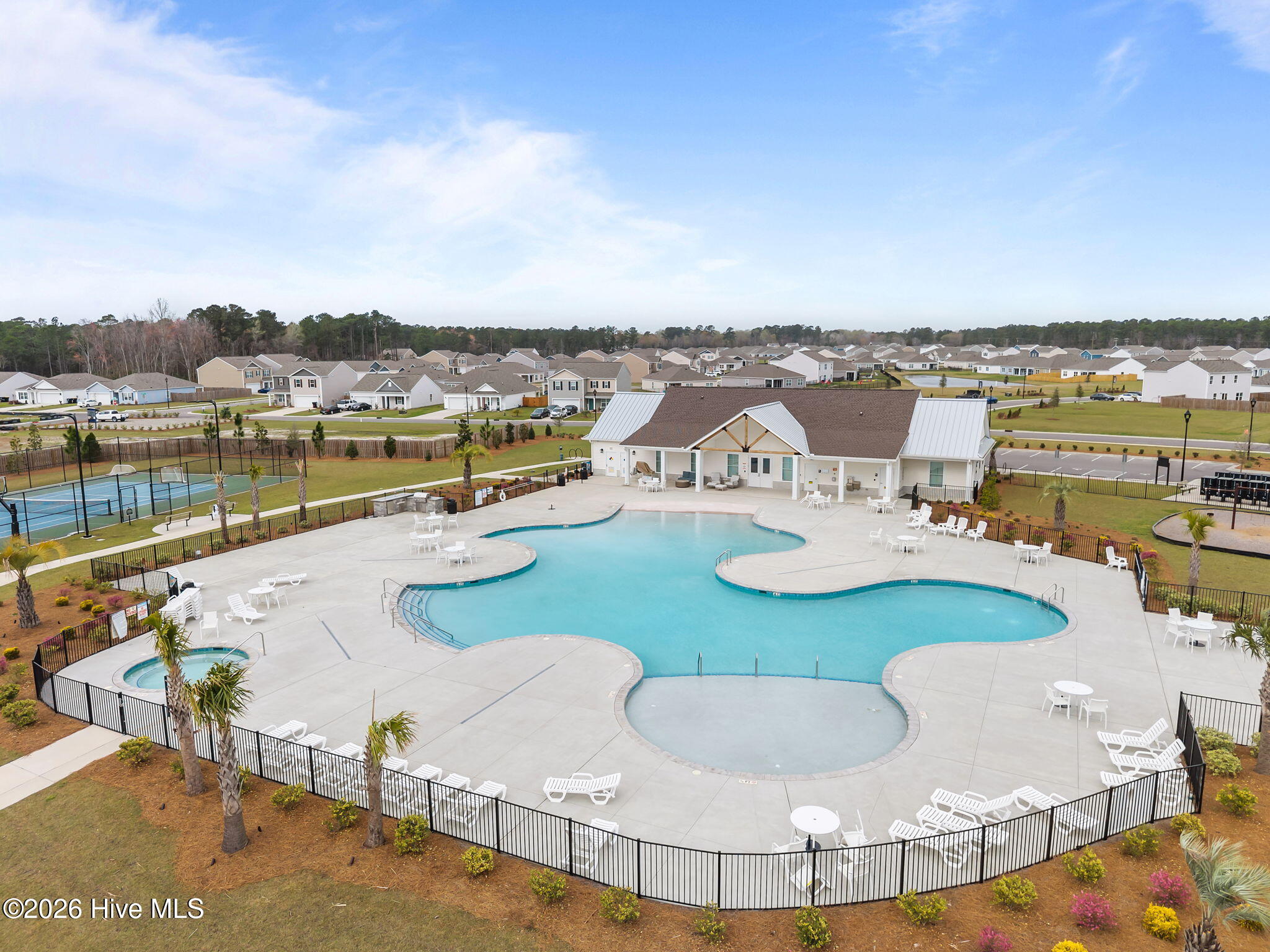 100558929 | Photo 59