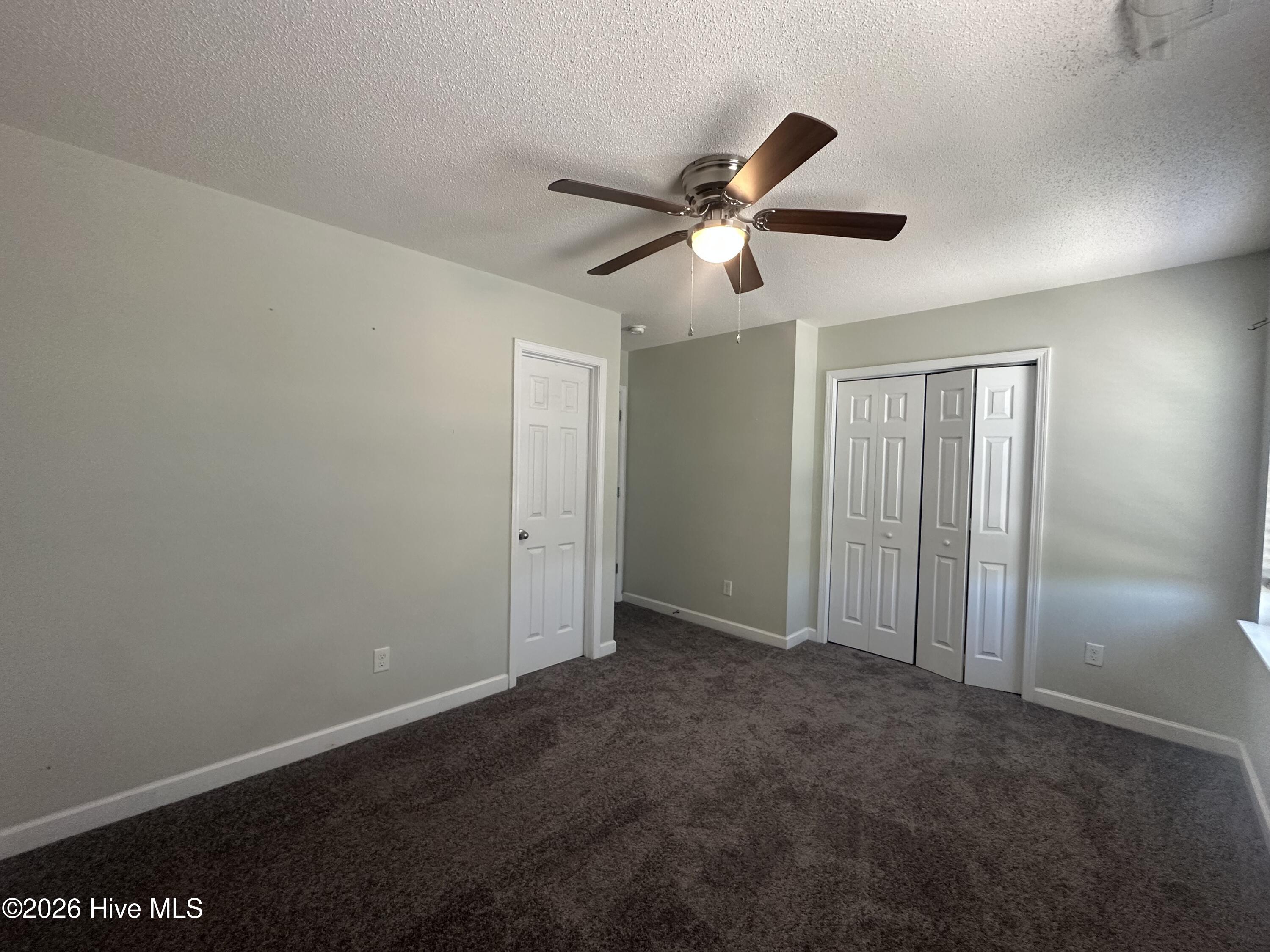 100564869 | Photo 18