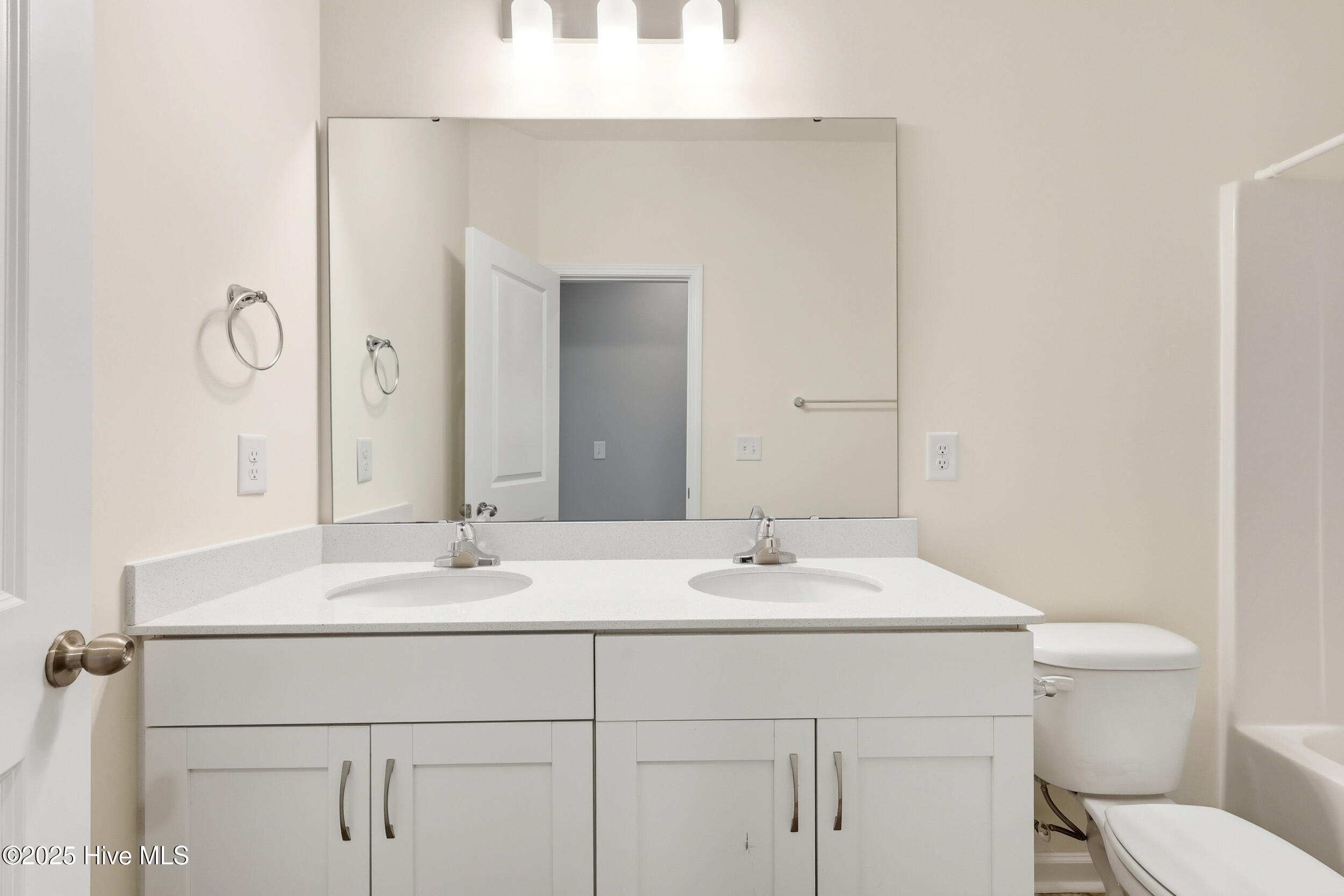 1605 Corbett Street, Wilmington, NC 28401 – photo 16: 16_img_9167
