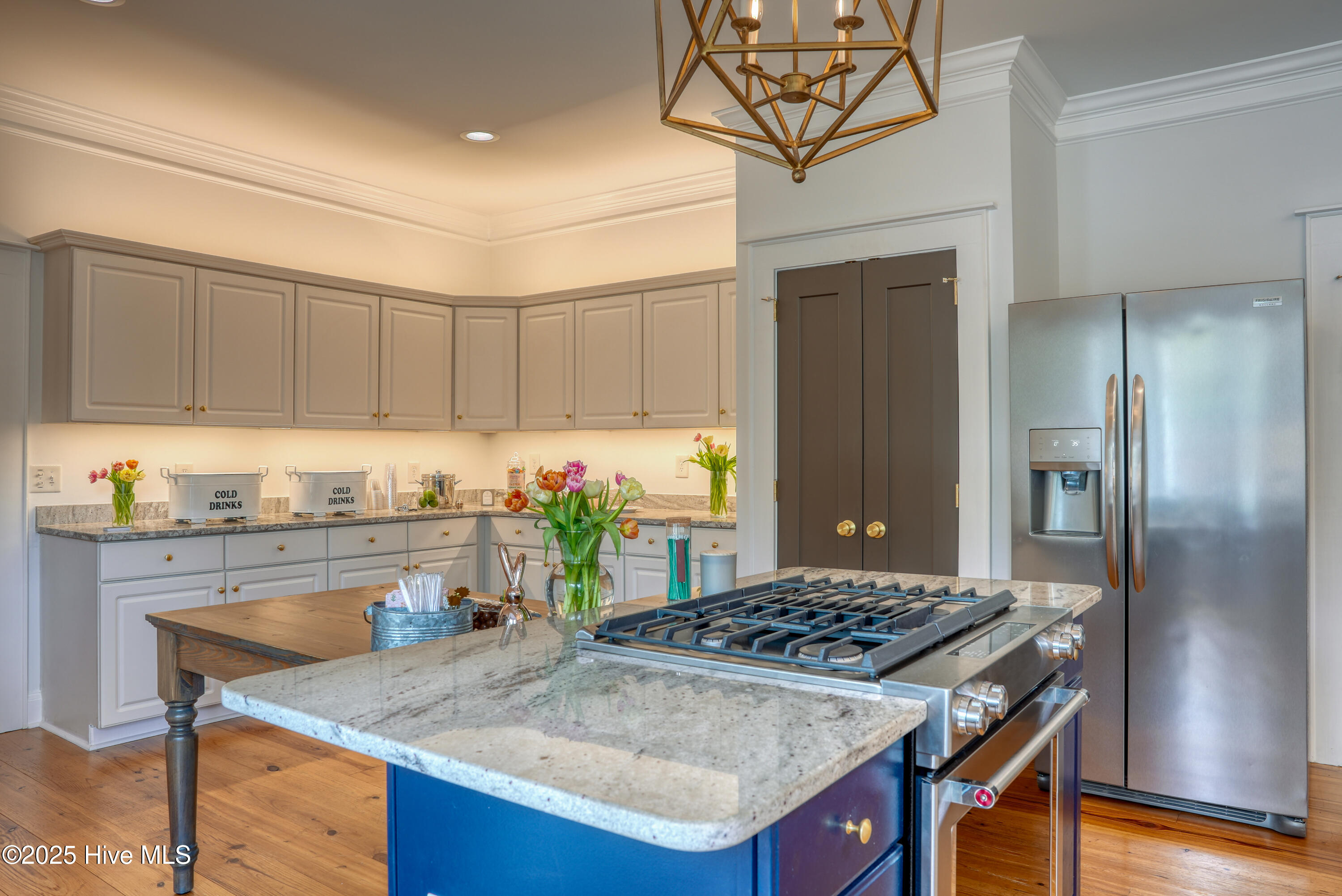 100559496 | Photo 17