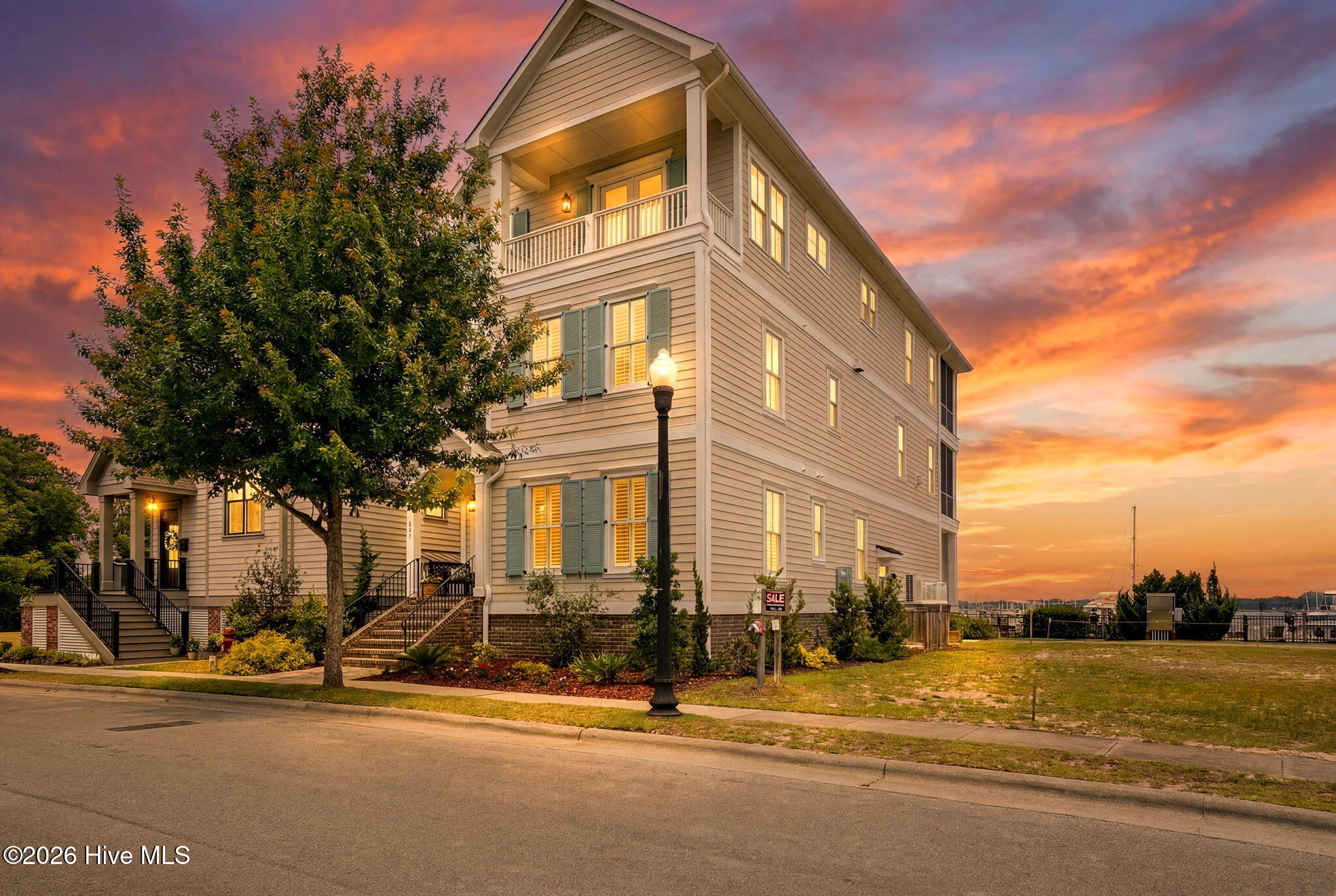 808 Front, New Bern, North Carolina, 4 Bedrooms Bedrooms, 8 Rooms Rooms,4 BathroomsBathrooms,Single family residence,For sale,Front,100580349 808 Front, New Bern, North Carolina, 4 Bedrooms Bedrooms, 8 Rooms Rooms,4 BathroomsBathrooms,Single family residence,For sale,Front,100580349