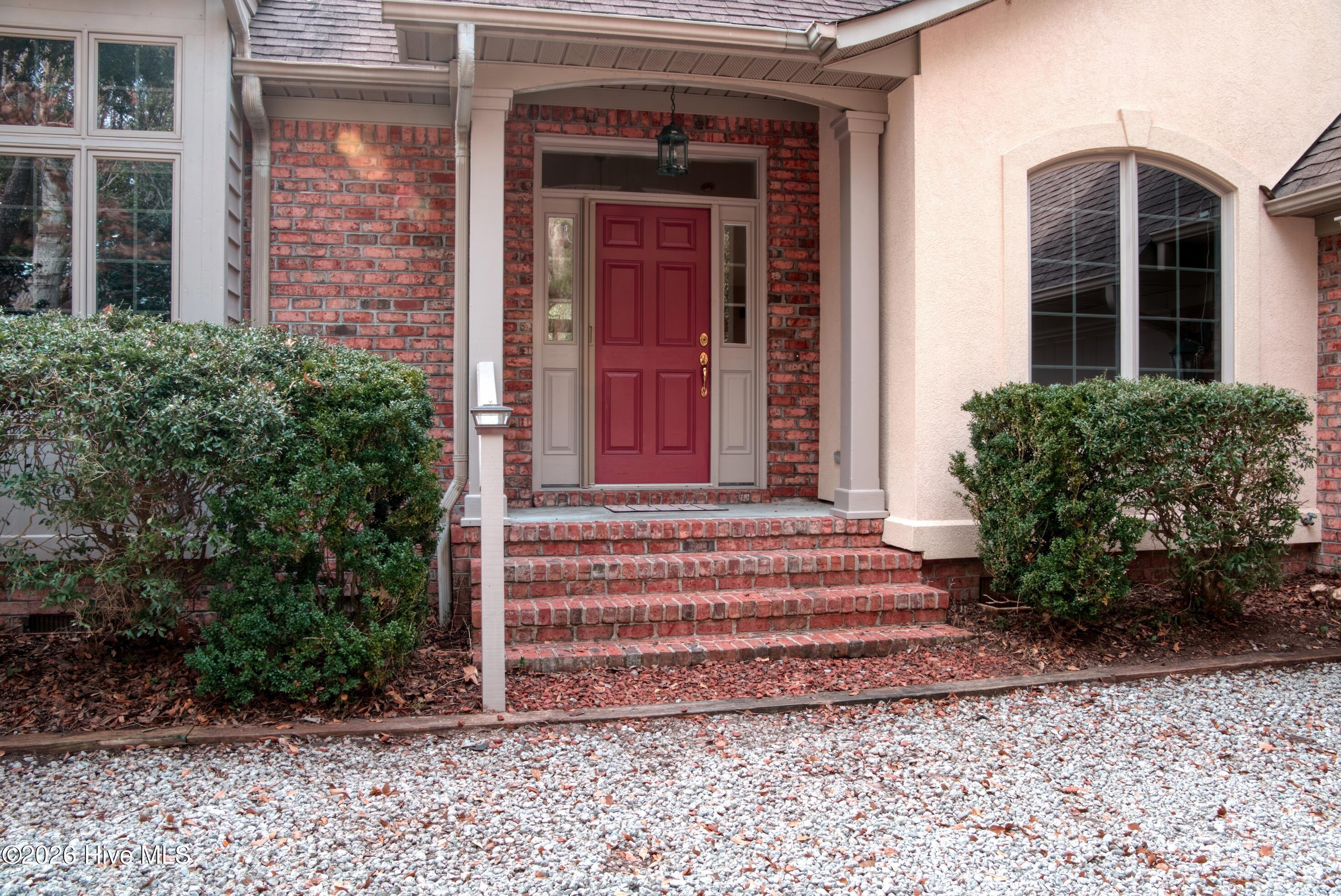 100551143 | Photo 12