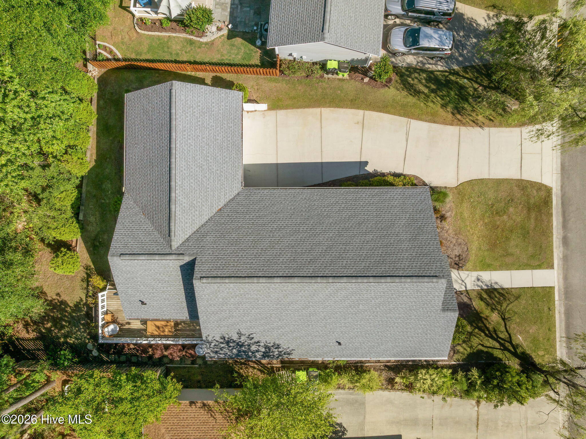 100569497 | Photo 49