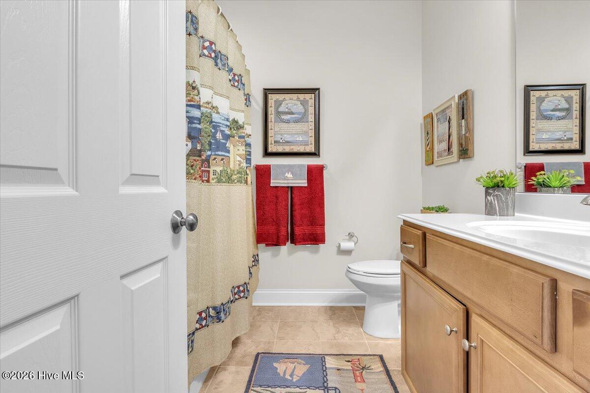 100549972 | Photo 42