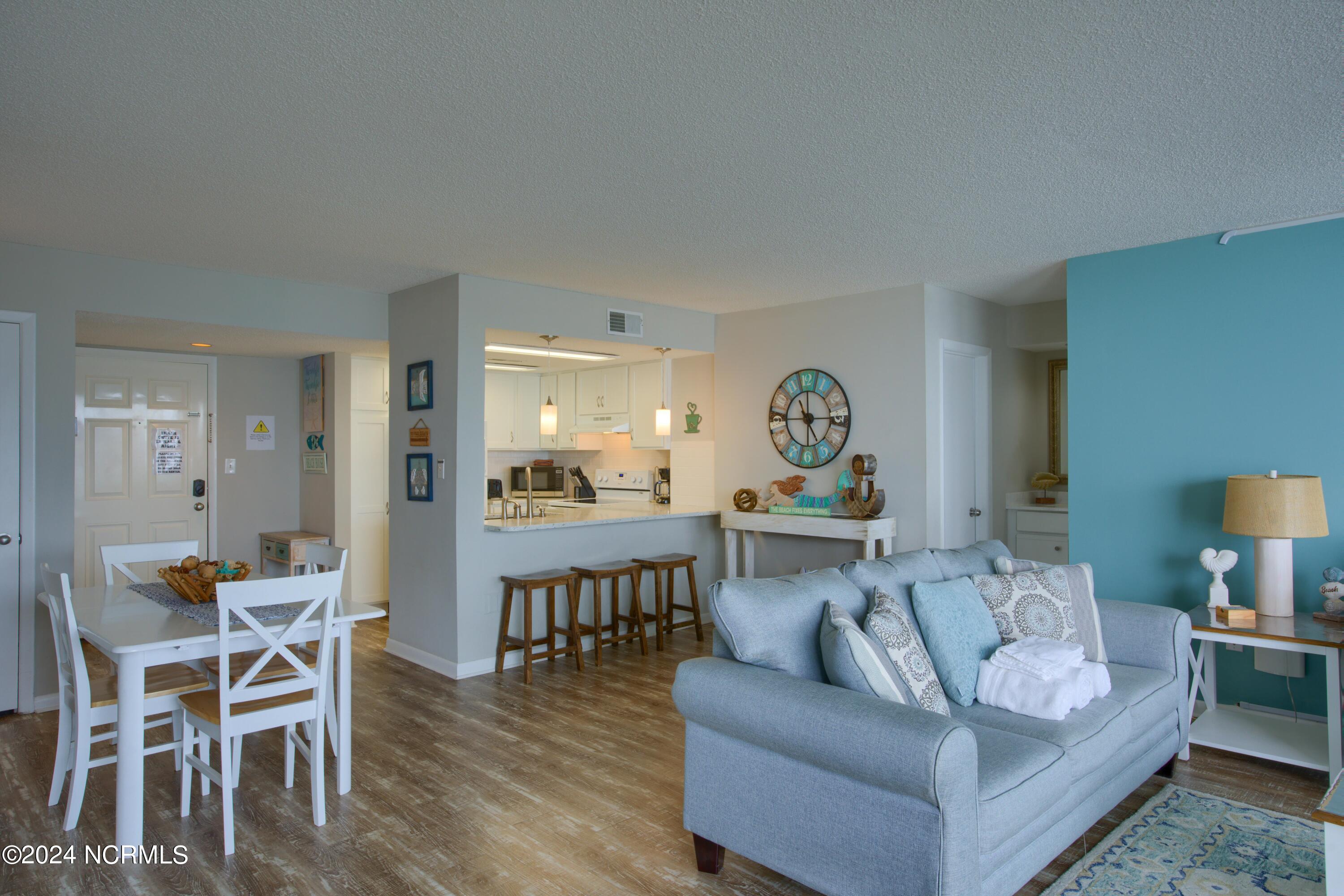 100424903 | Photo 10