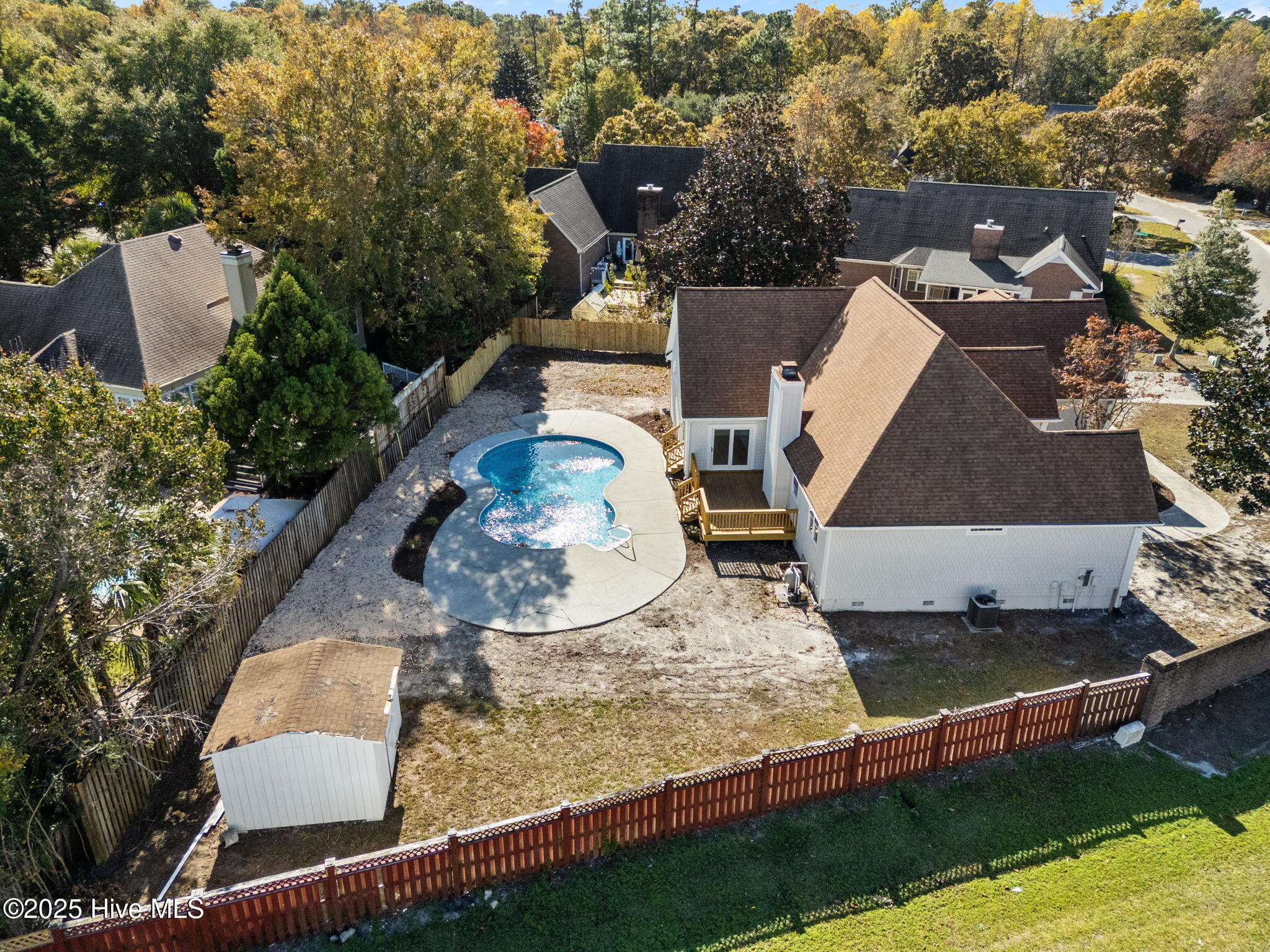701 Barksdale Road, Wilmington, NC 28409 – photo 16: 21-web-or-mls-DJI_20251113123435_0764_D