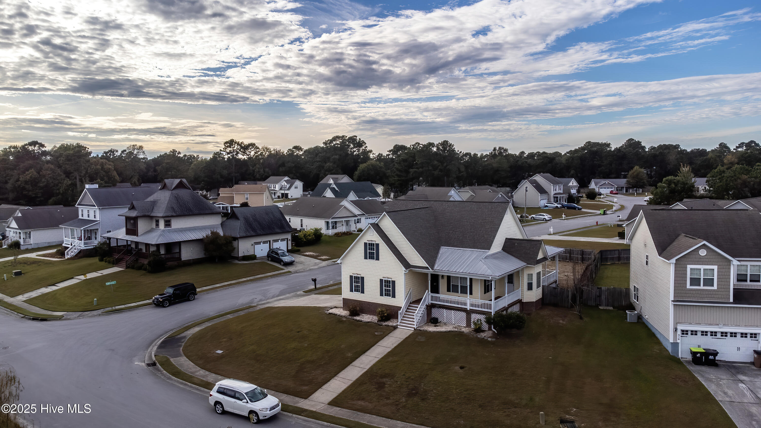 100539008 | Photo 73