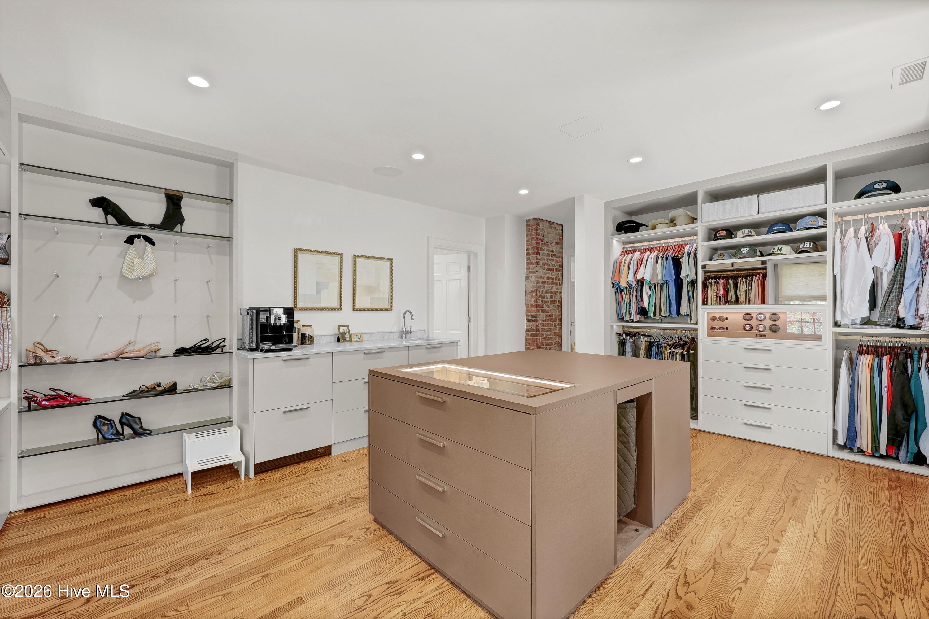 708 Forest Hills Drive, Wilmington, NC, 28403