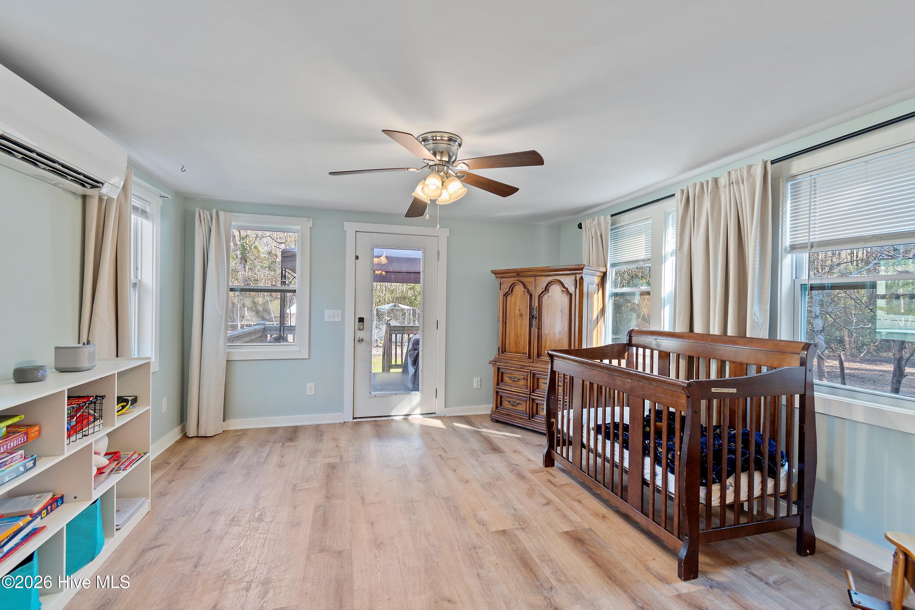 100550559 | Photo 26