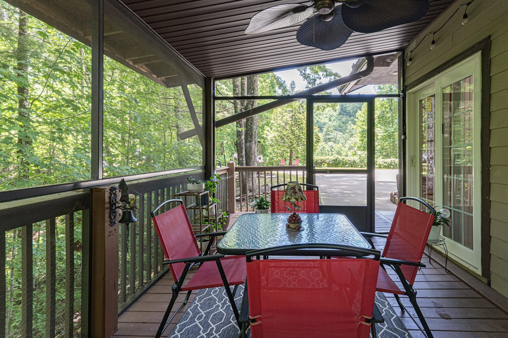 140 Kathryn Circle, Murphy, NC 28906 Listing Photo  11