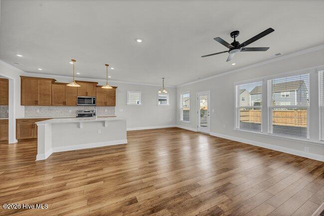 100549094 | Photo 22