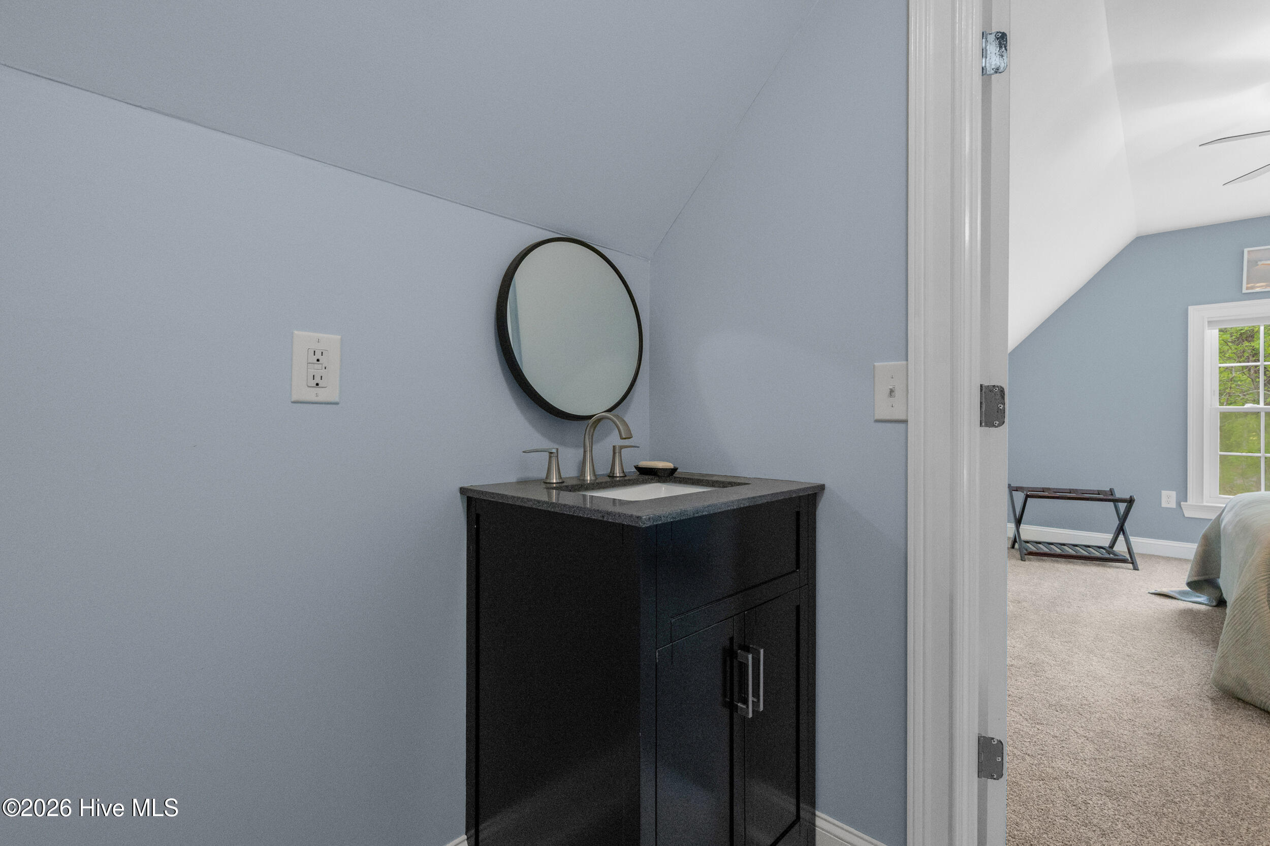 100566575 | Photo 31