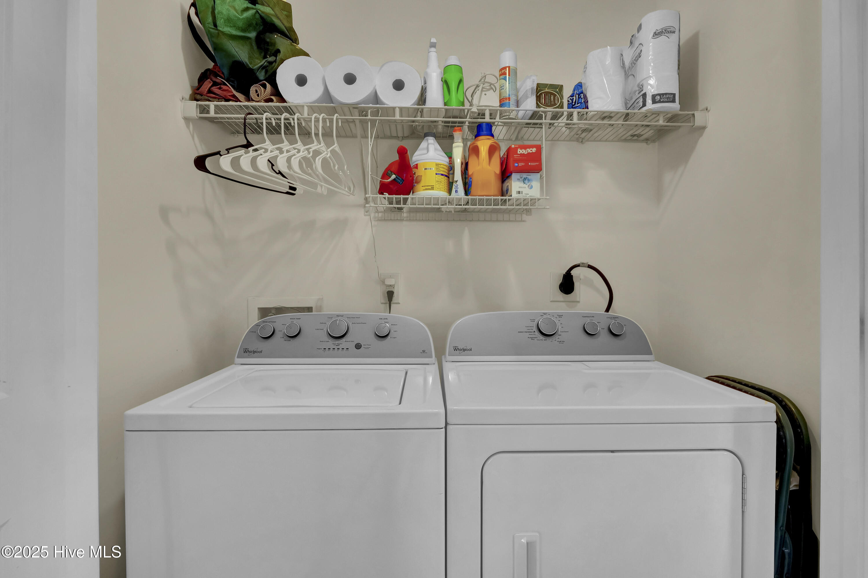 100515209 | Photo 27