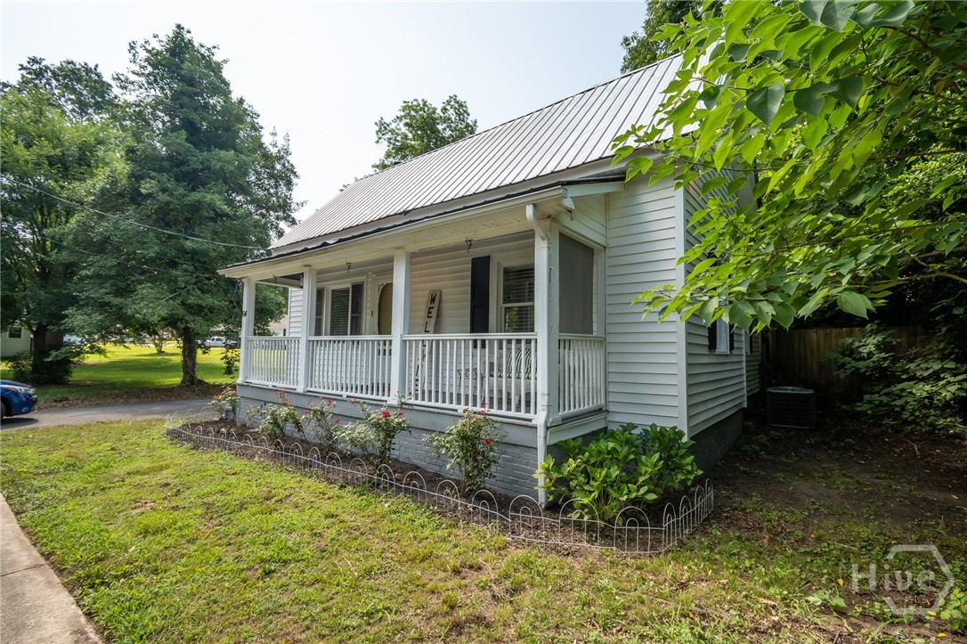 1st image of 64 Madison St, Commerce, GA 30529 | MLS# CL359516