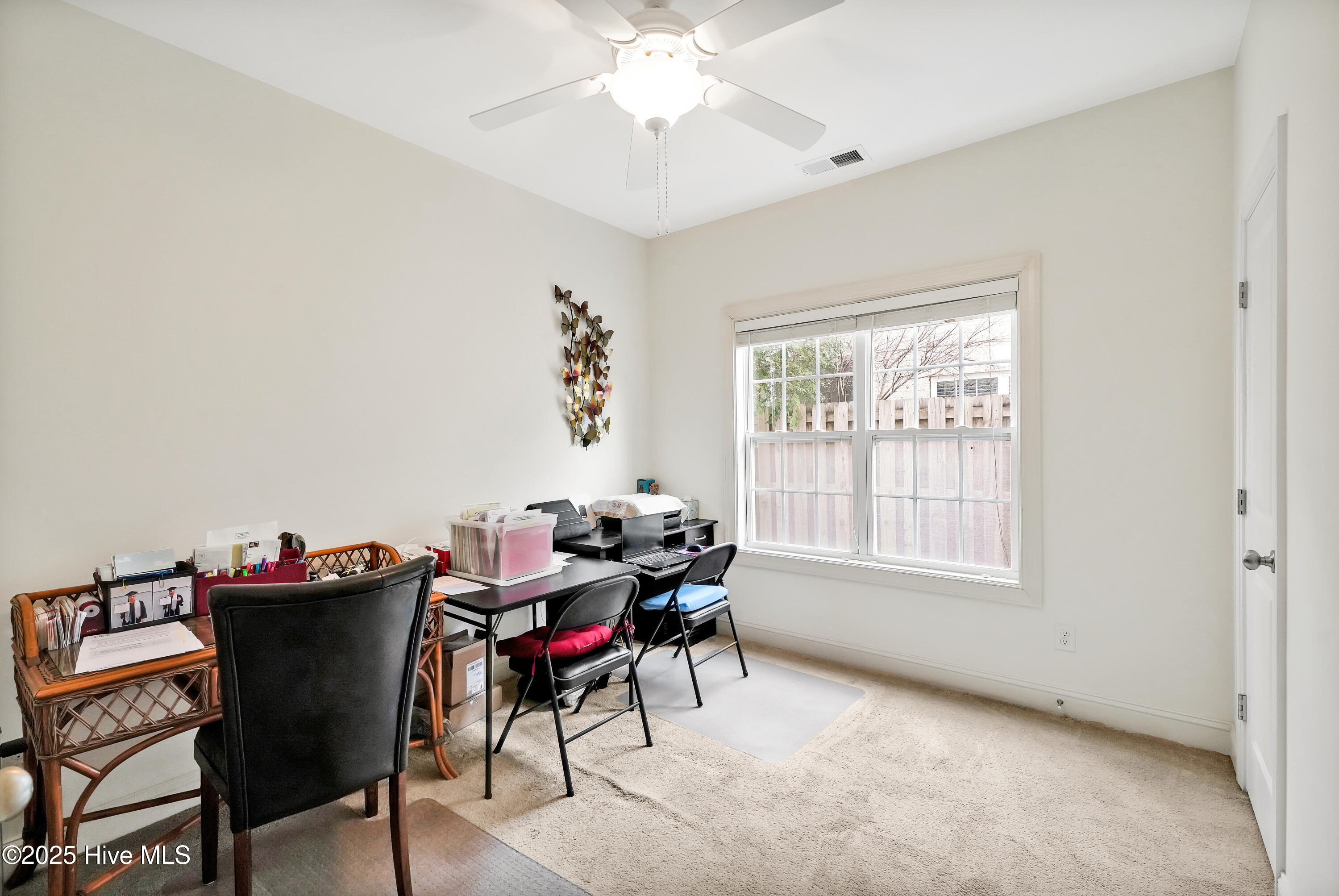 100564897 | Photo 27