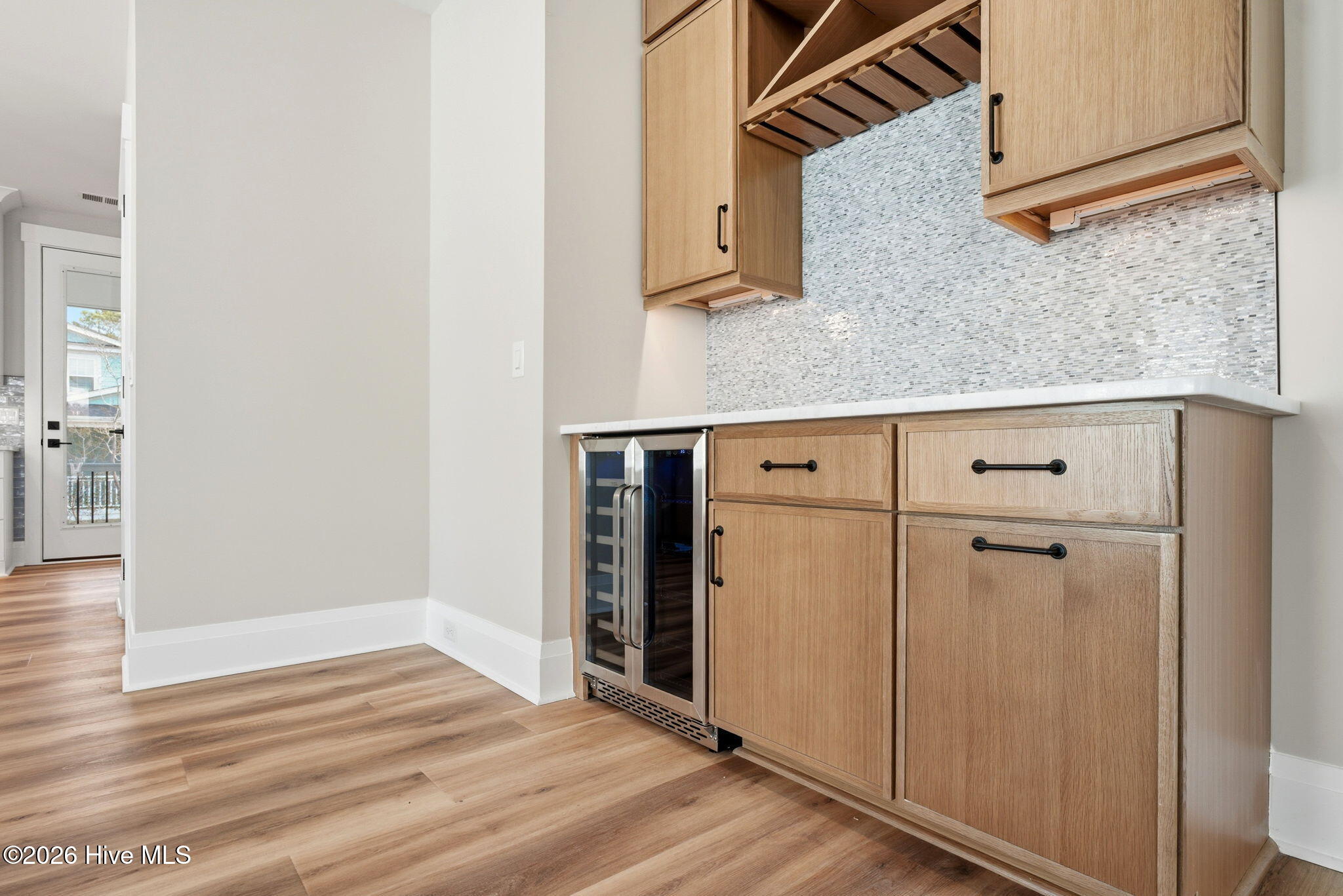 100554131 | Photo 12