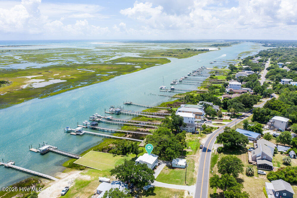 100556855 | Photo 36