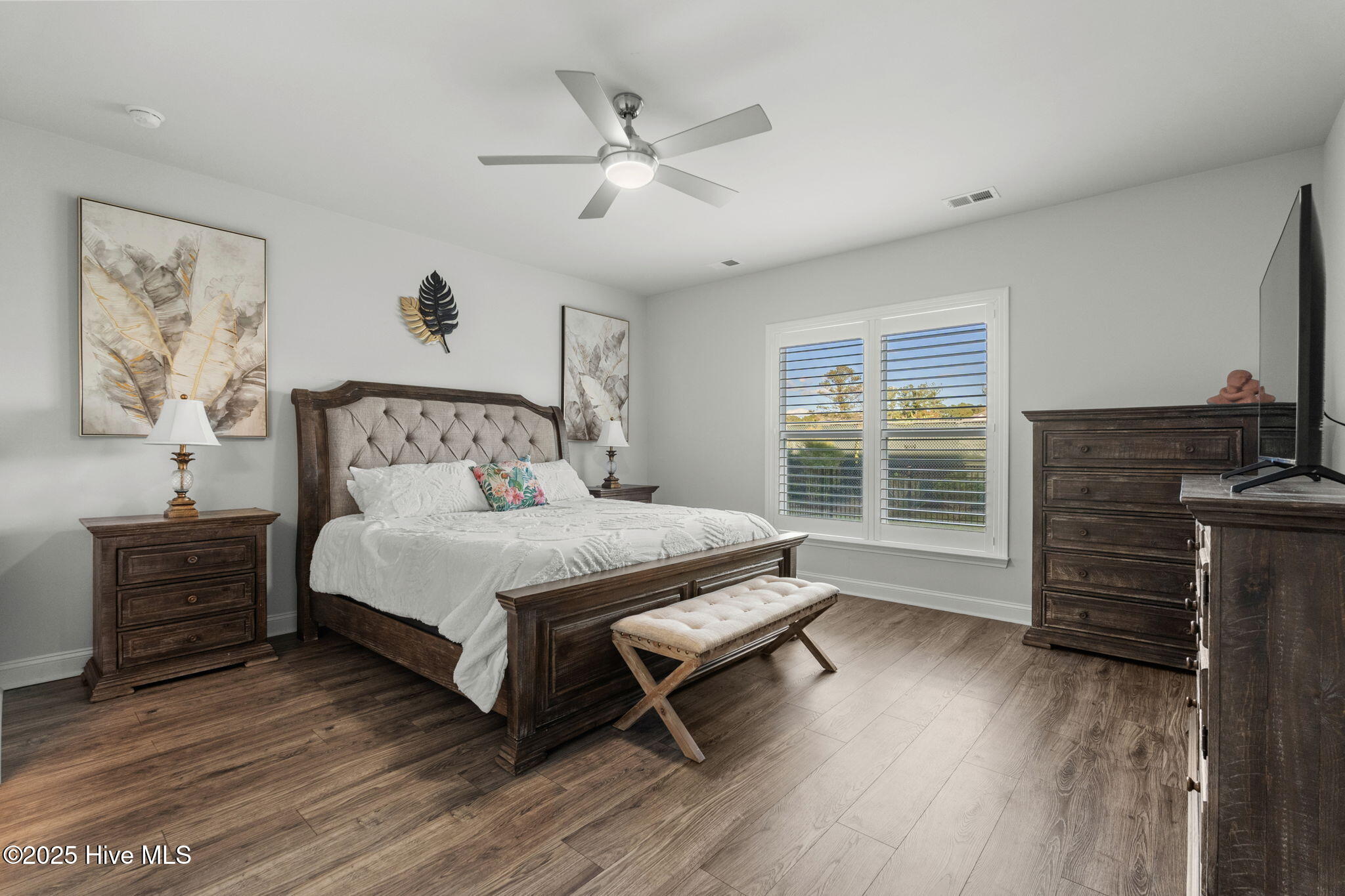 100540818 | Photo 19