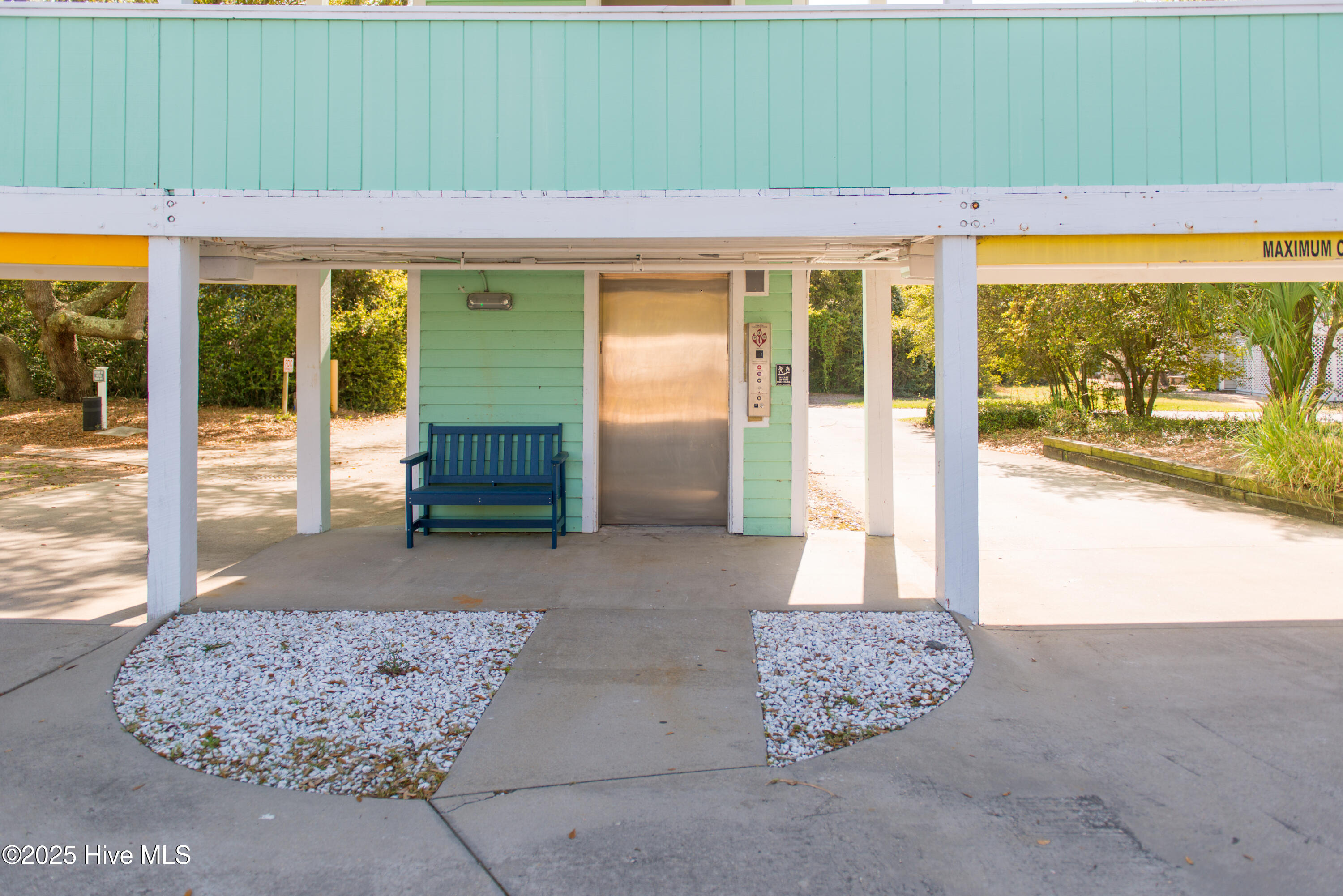 100556360 | Photo 58