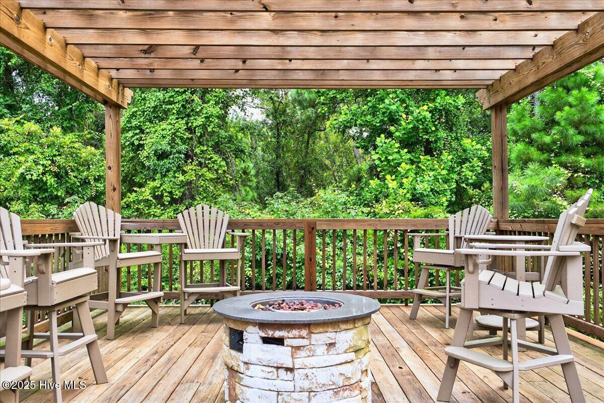 100524378 | Photo 80