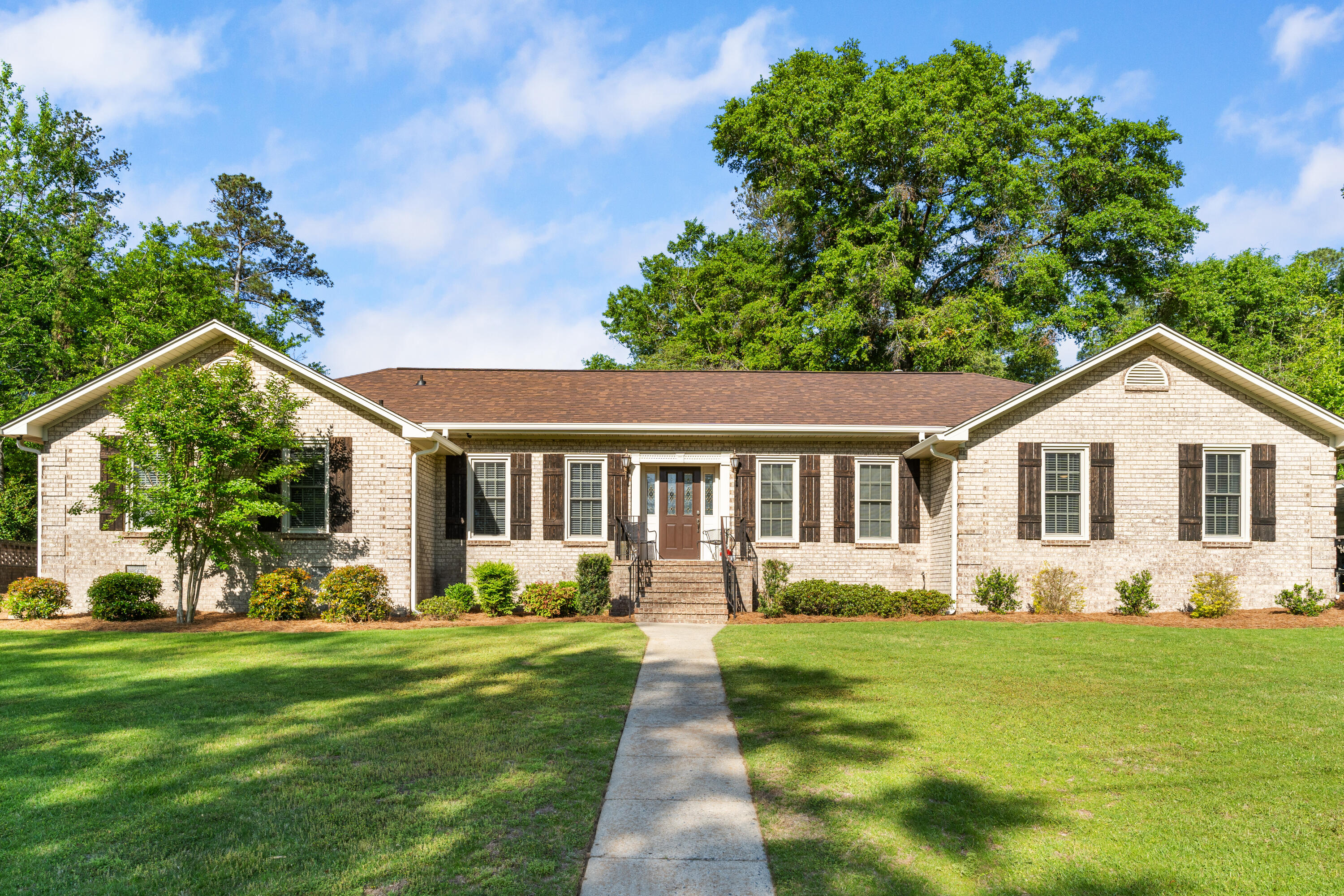 2025-04-14_4065_Goshen_Lake_Dr_S-EM-01