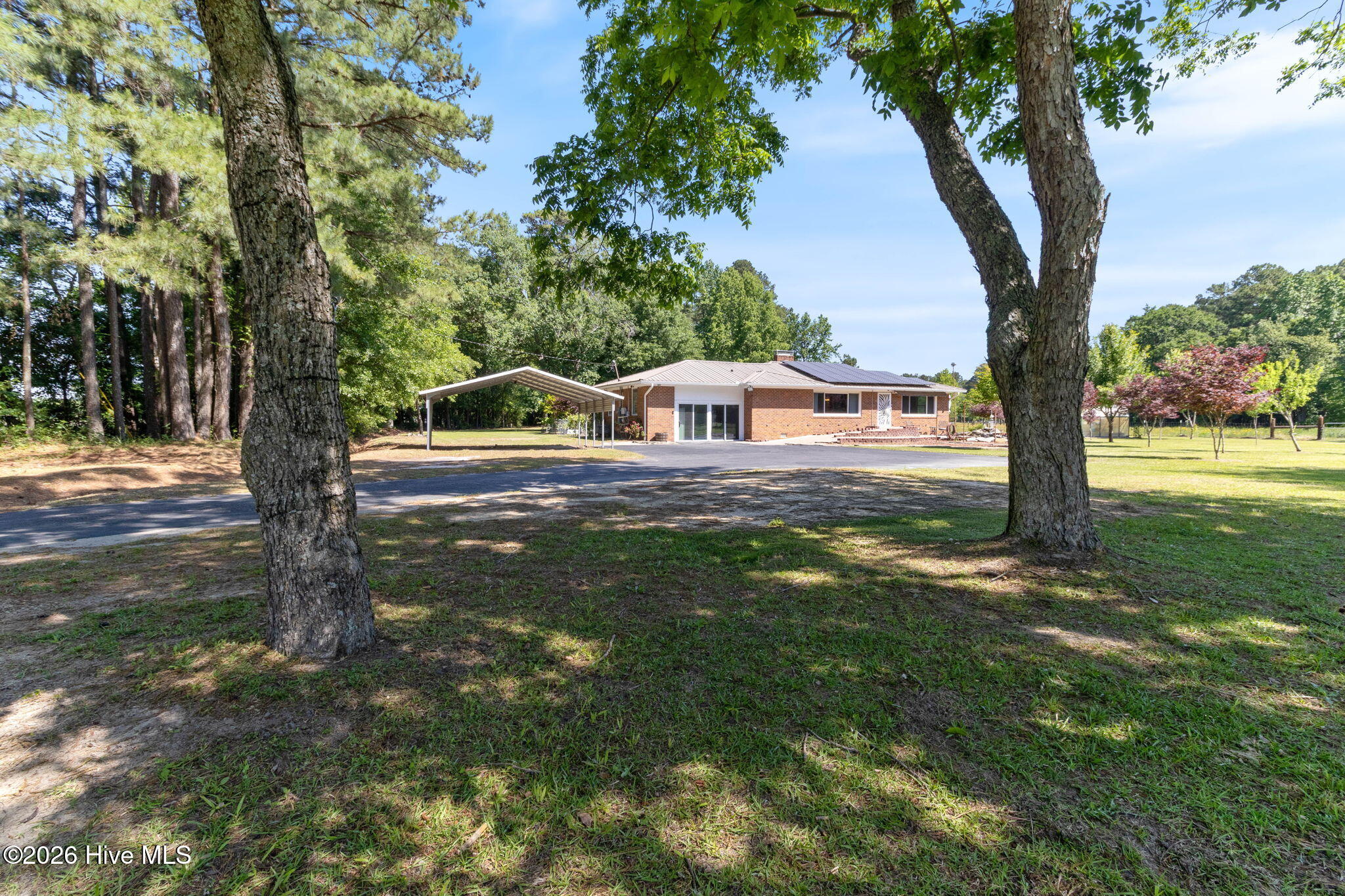 207 Cicero Beatty Road, Raeford, NC 28376 Listing Photo  1
