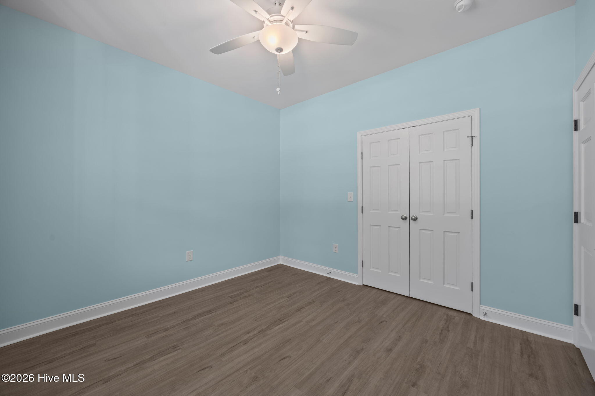 100568646 | Photo 21