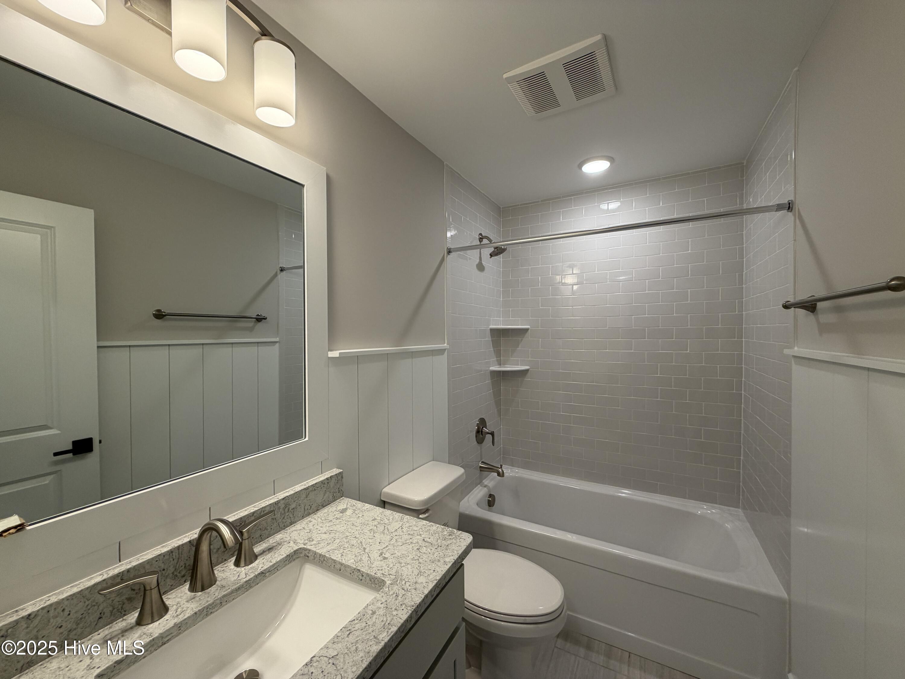 100531955 | Photo 38