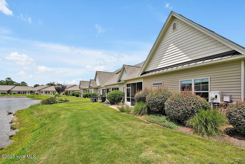 100550184 | Photo 43